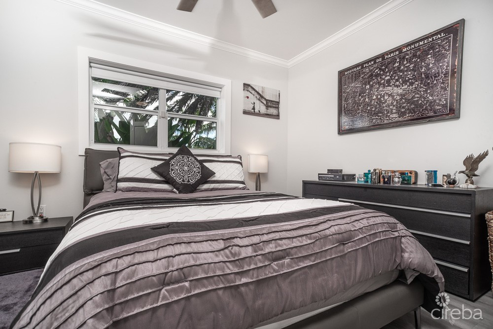 PATRICKS ISLAND WATERFRONT HOME ON CORNER LOT