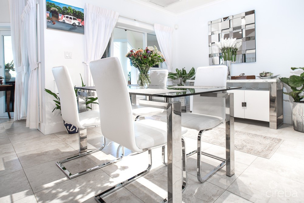 PATRICKS ISLAND WATERFRONT HOME ON CORNER LOT