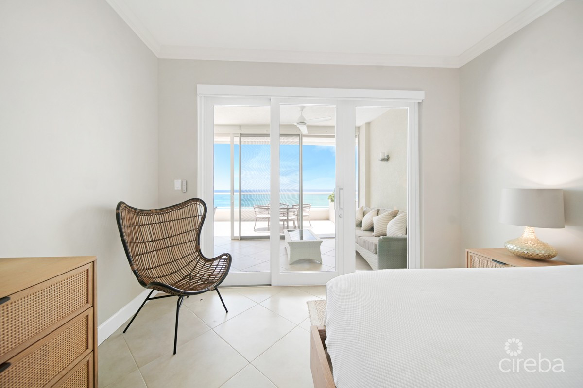 SOUTH BAY BEACH CLUB, 3BR CONDO WITH  PARKING SPACE