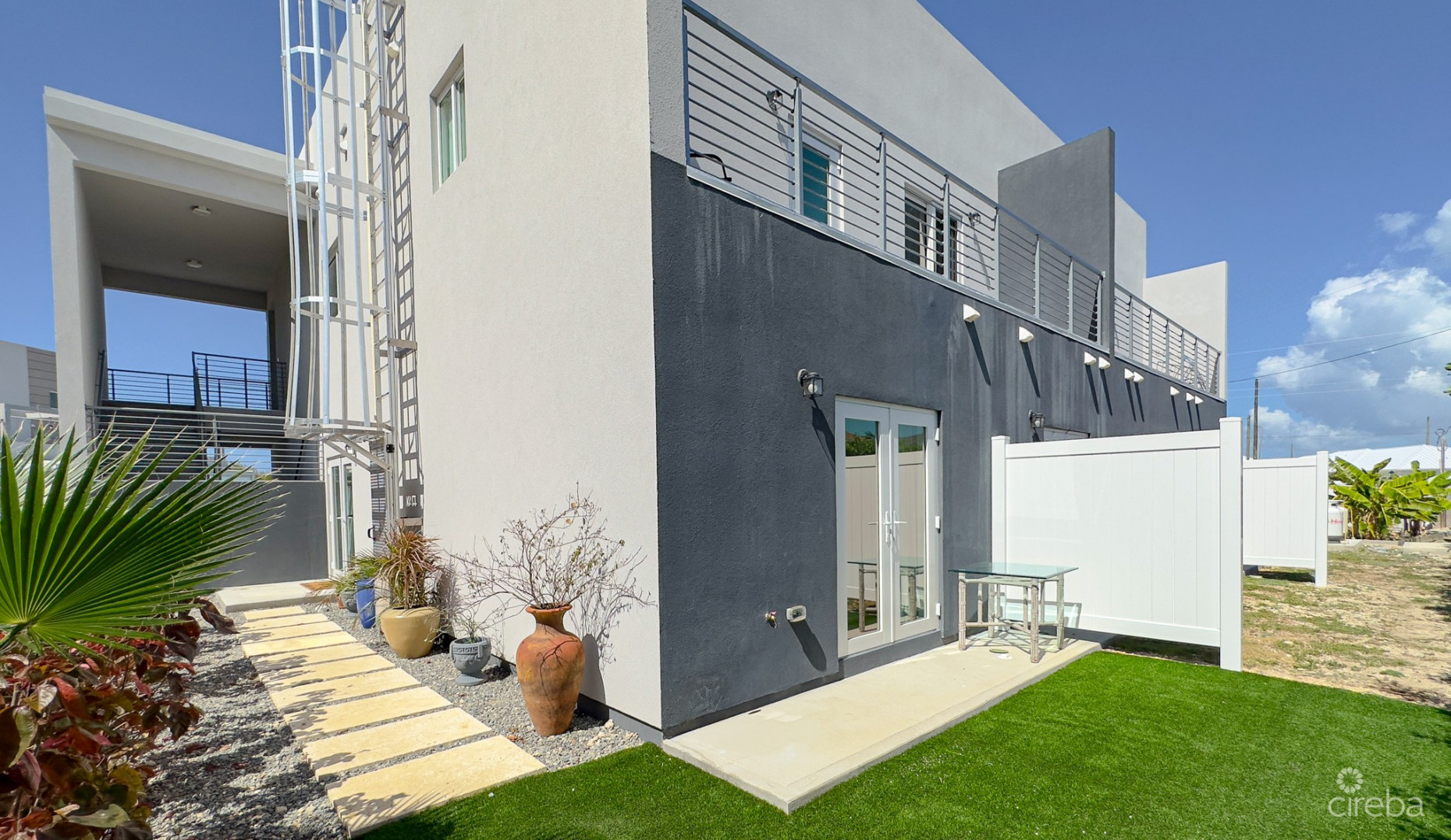 LA PAIDION CONDO WEST BAY