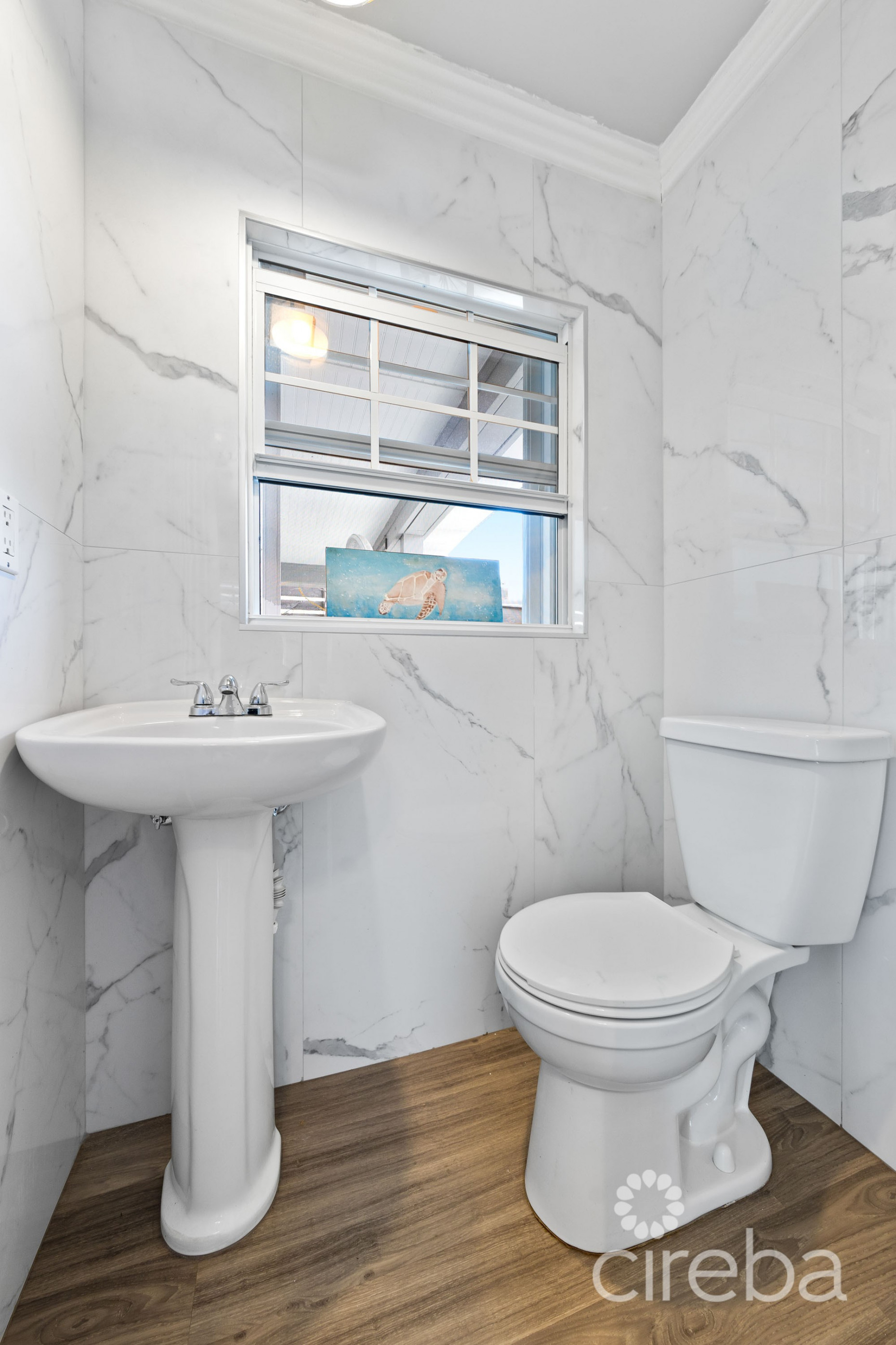 SINGLE FAMILY GEM IN NORTH SOUND ESTATES