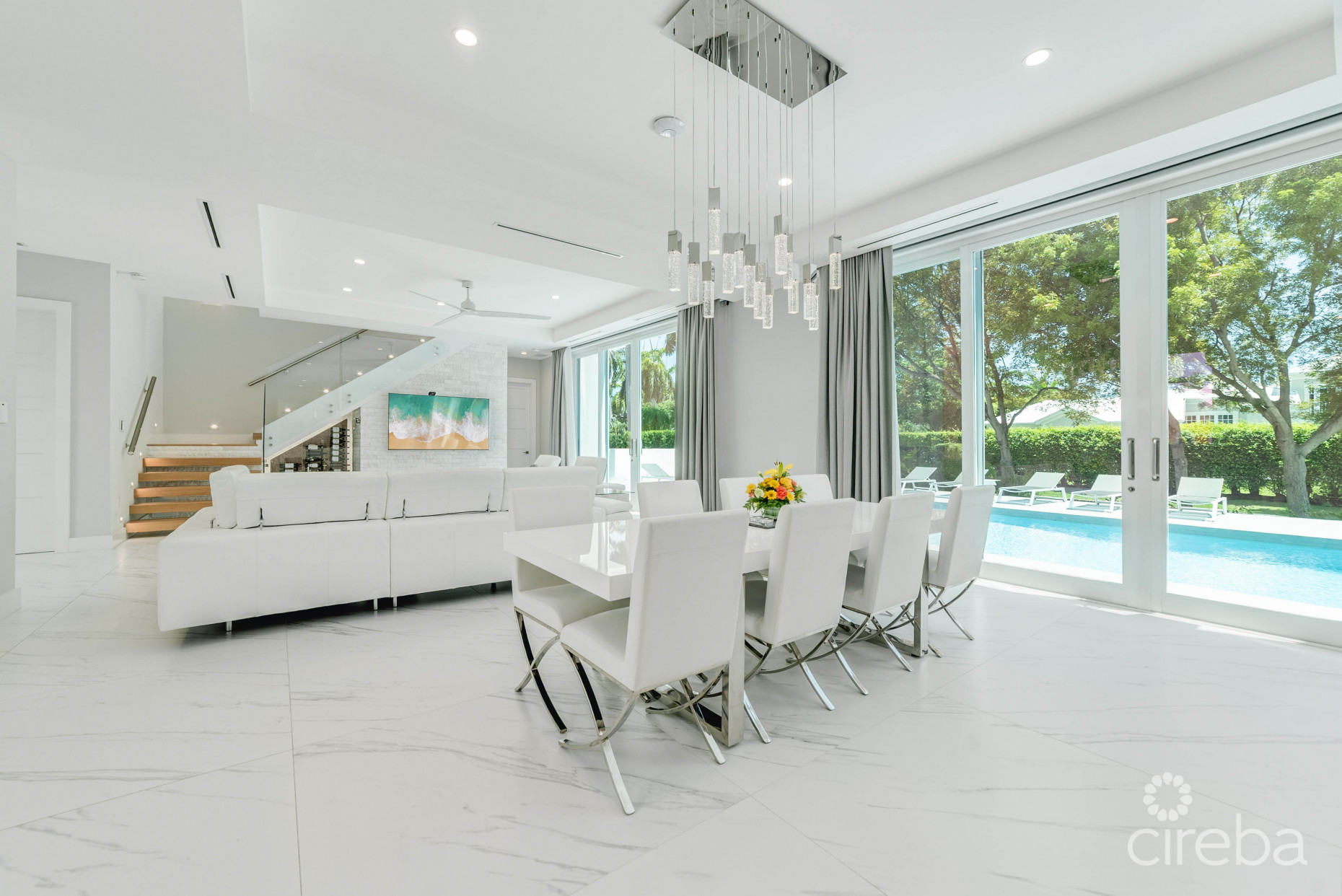 BRITANNIA ESTATES FAMILY HOME SEVEN MILE BEACH CORRIDOR