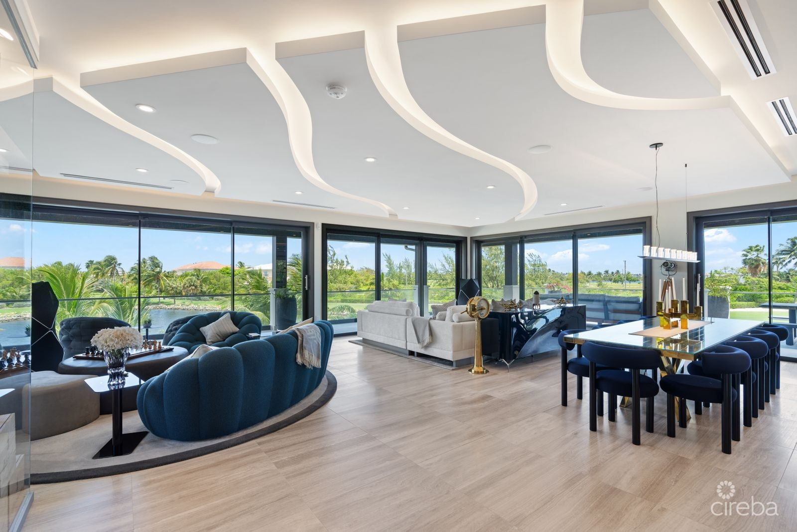 RITZ-CARLTON DECKHOUSE 9