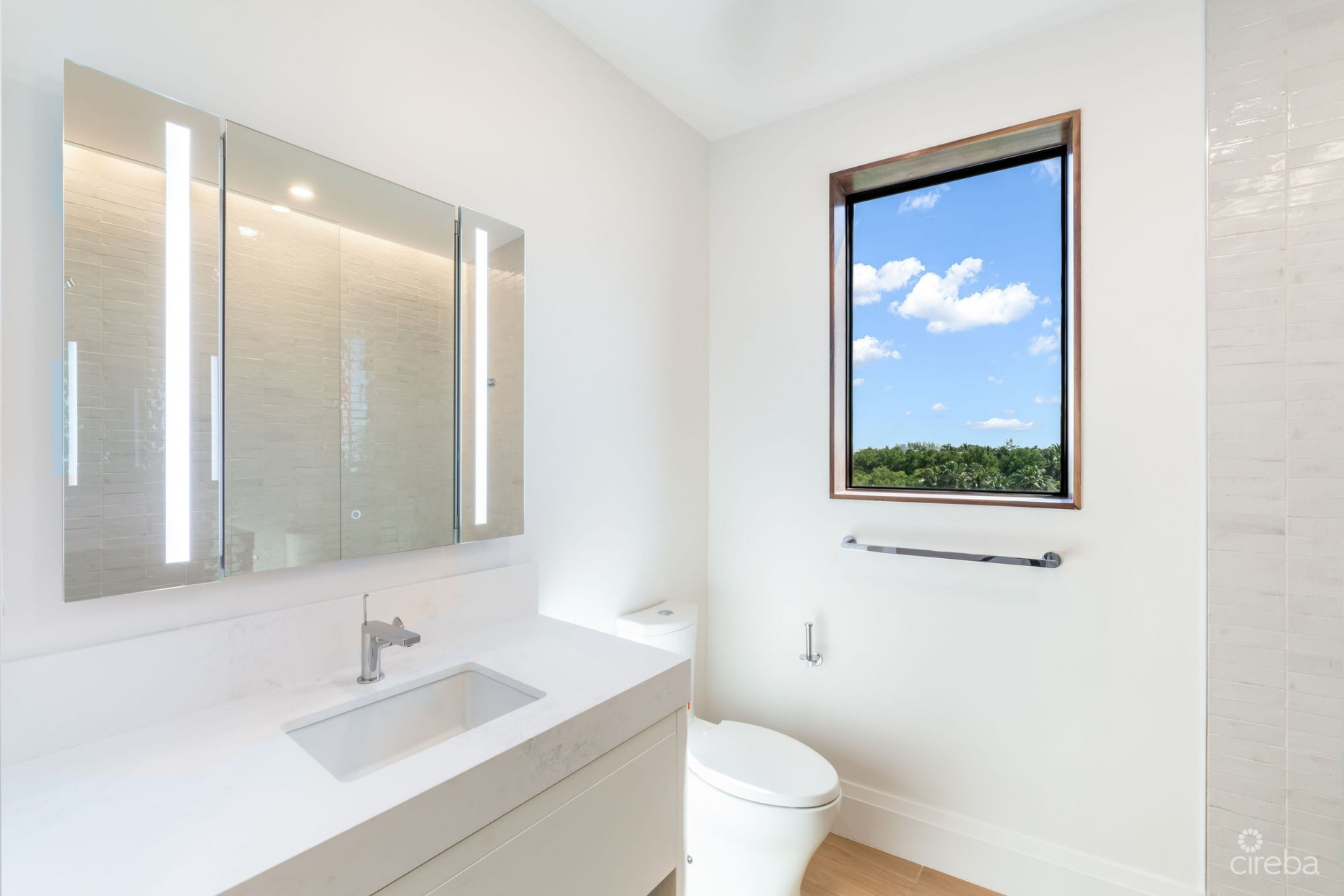 THE SANDS RESIDENCE #2