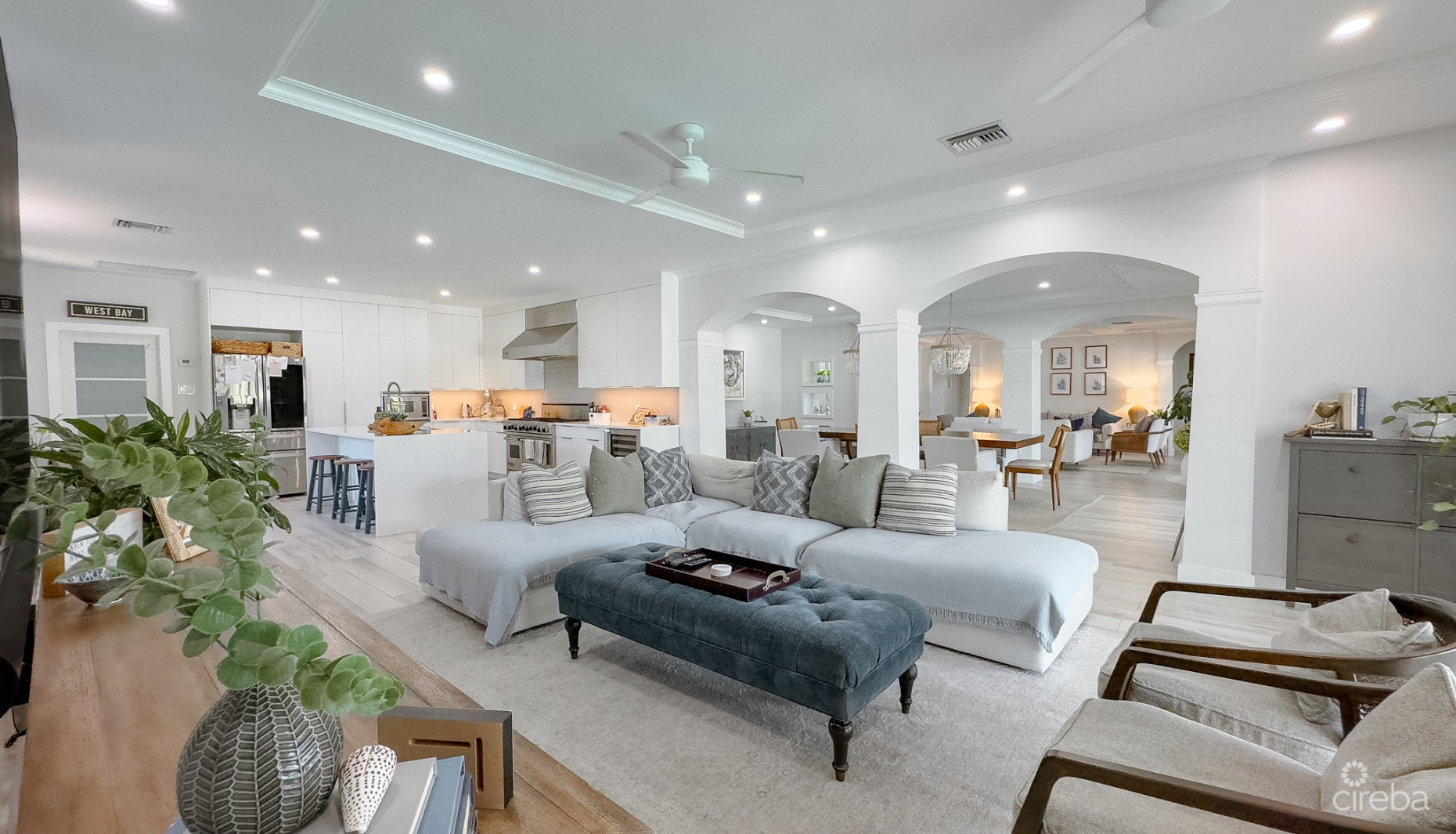 THE SHORES FAMILY HOME