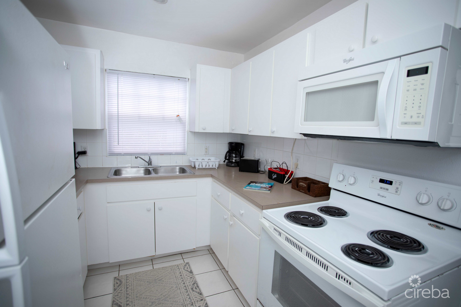 MUST SEE PLEASANT PALMS 2 BEDROOM