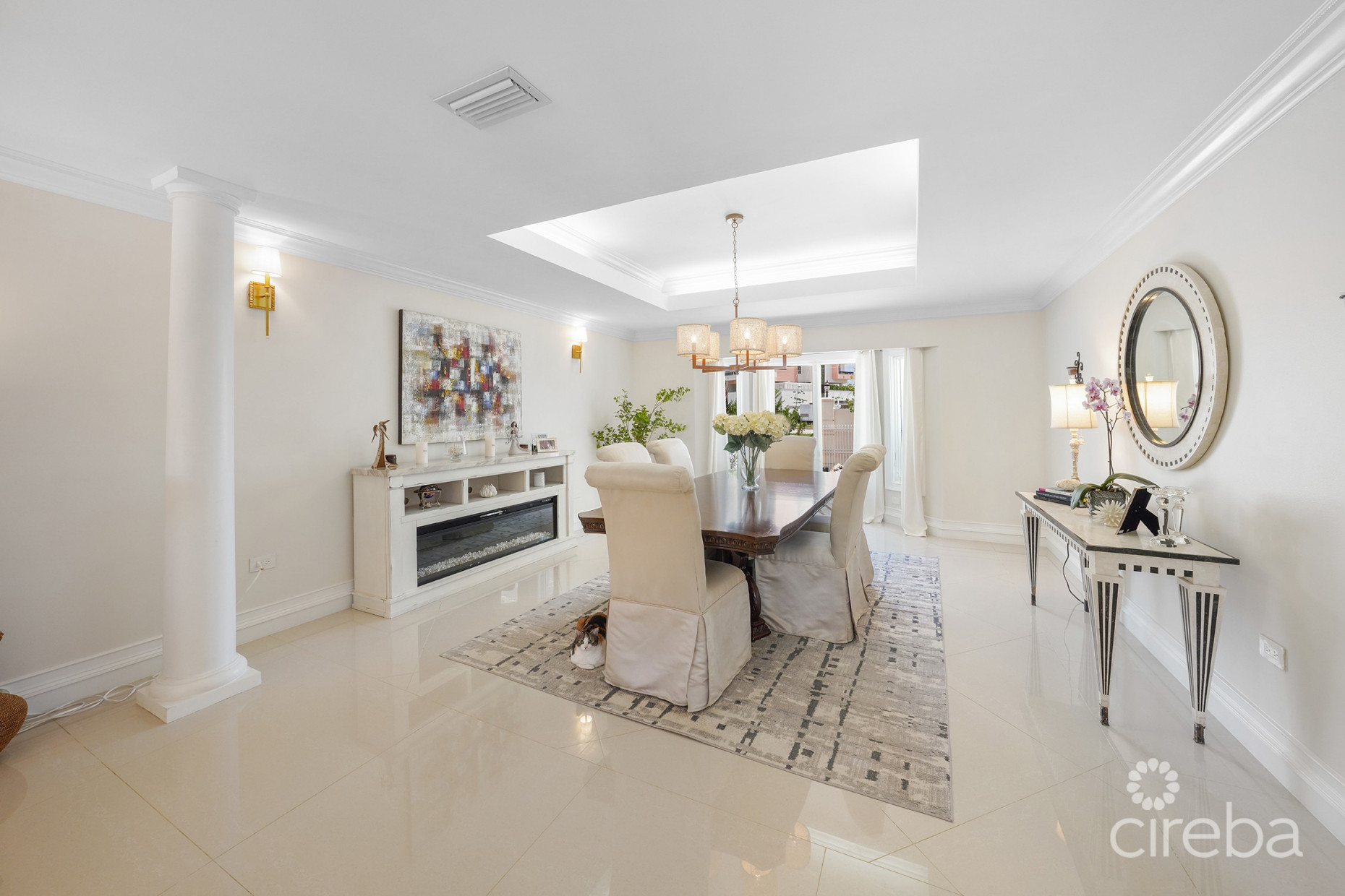 GOVERNORS HARBOUR ESTATE HOME