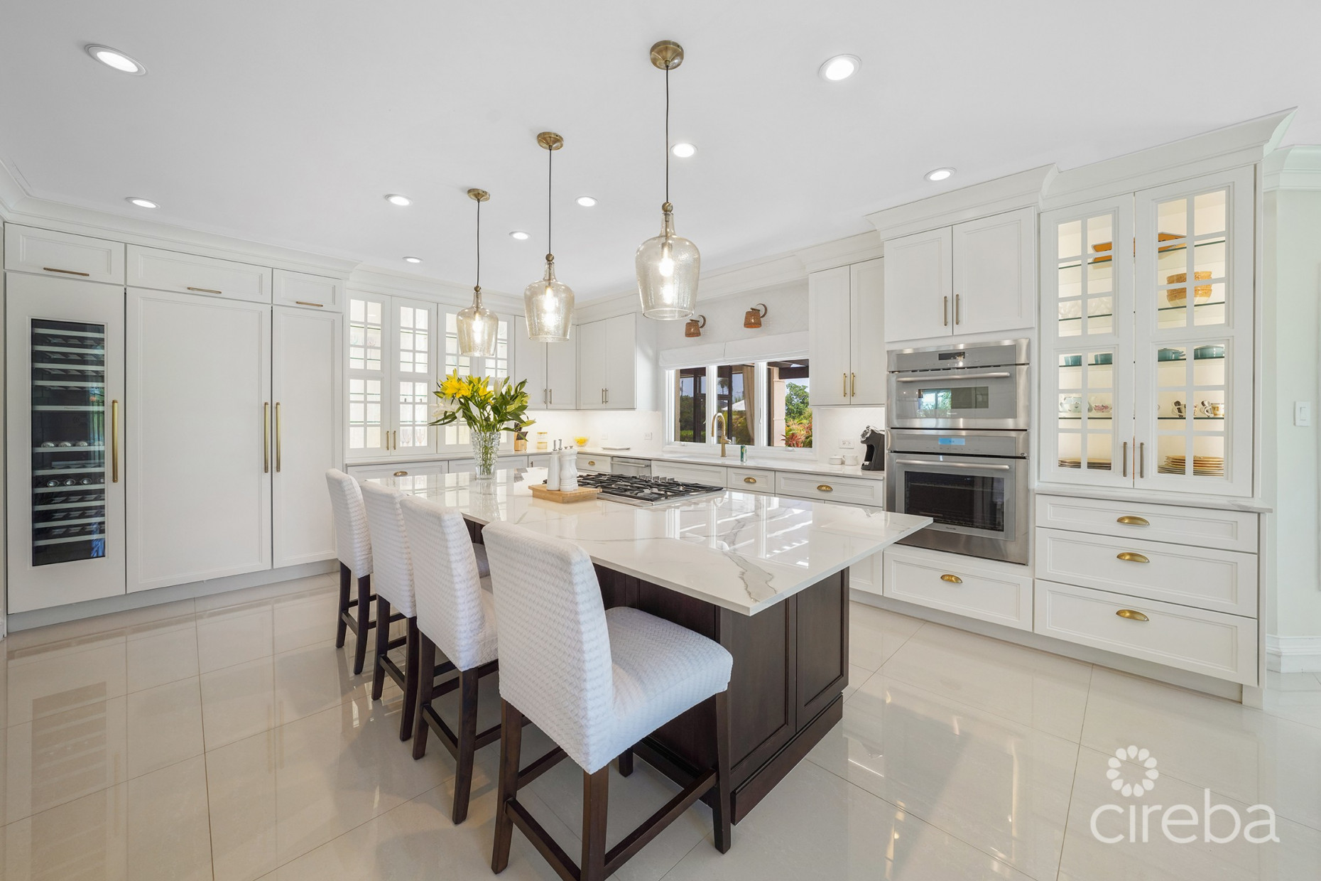 GOVERNORS HARBOUR ESTATE HOME