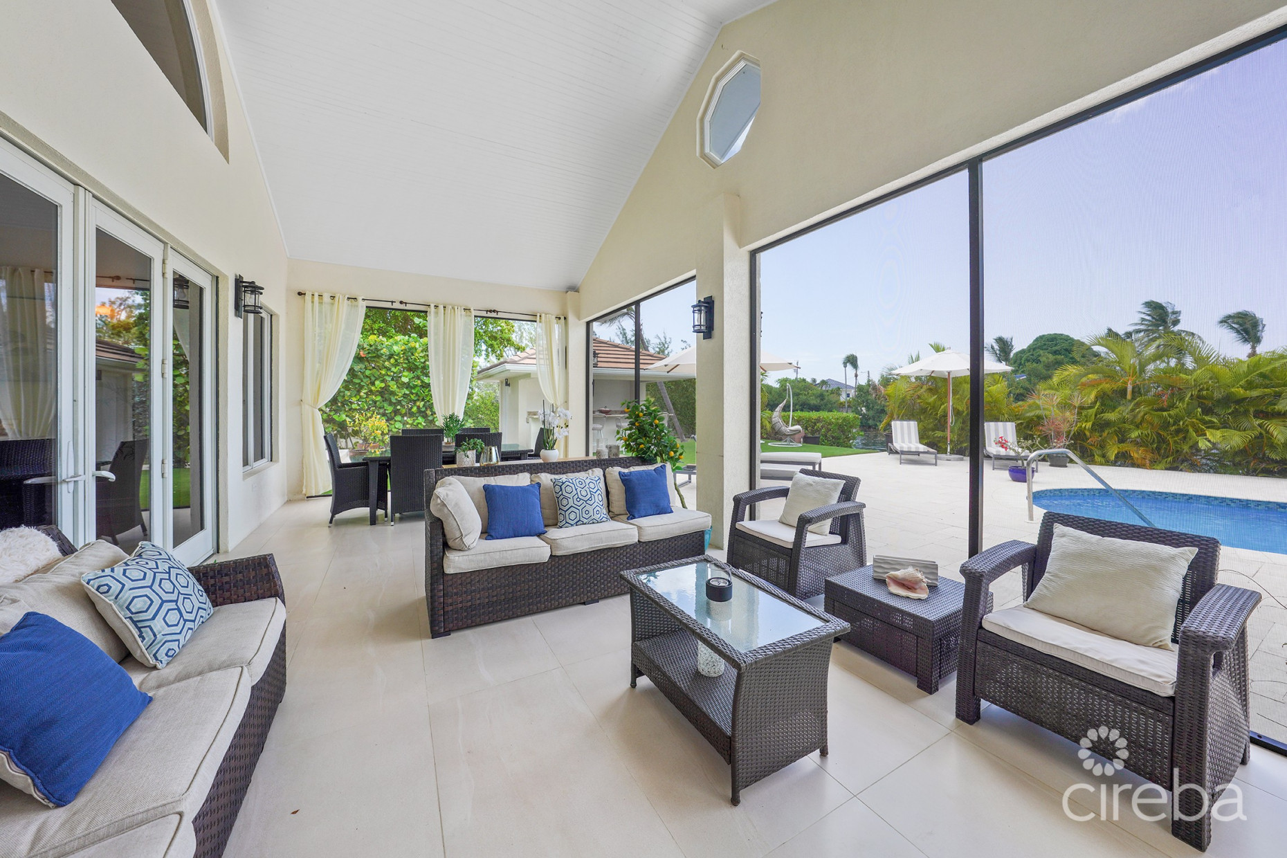 GOVERNORS HARBOUR ESTATE HOME