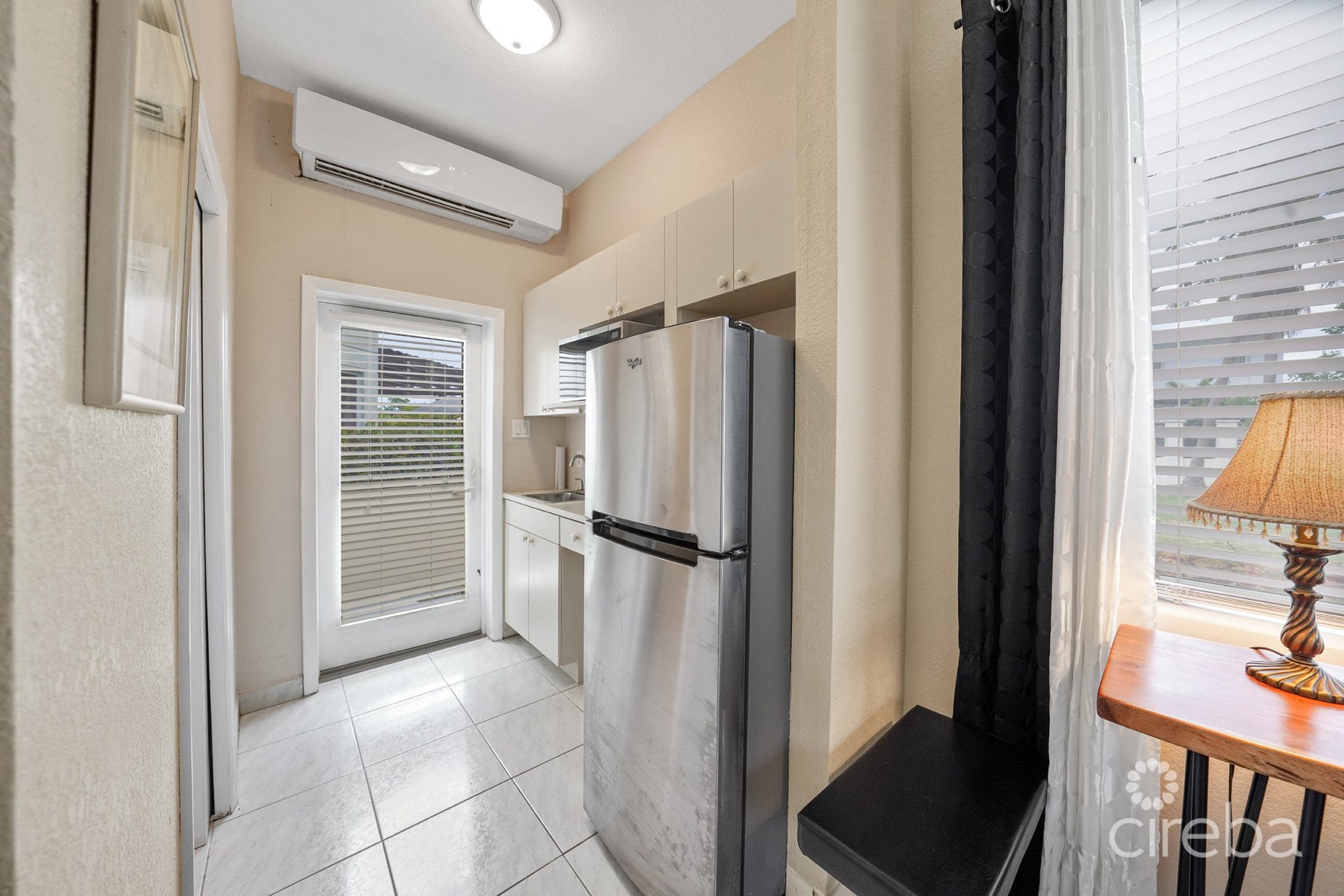 GOVERNORS HARBOUR ESTATE HOME