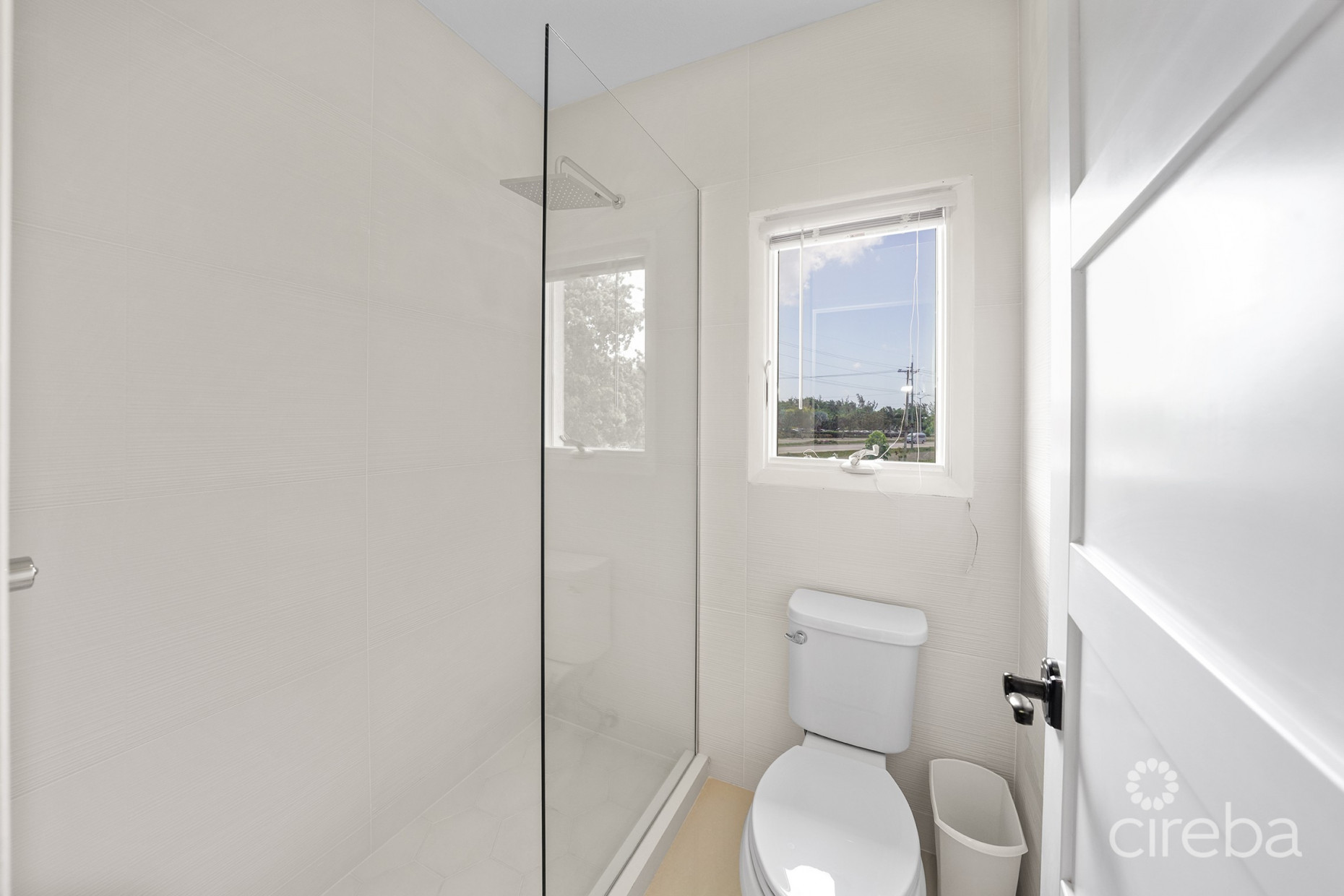 GOVERNORS HARBOUR ESTATE HOME