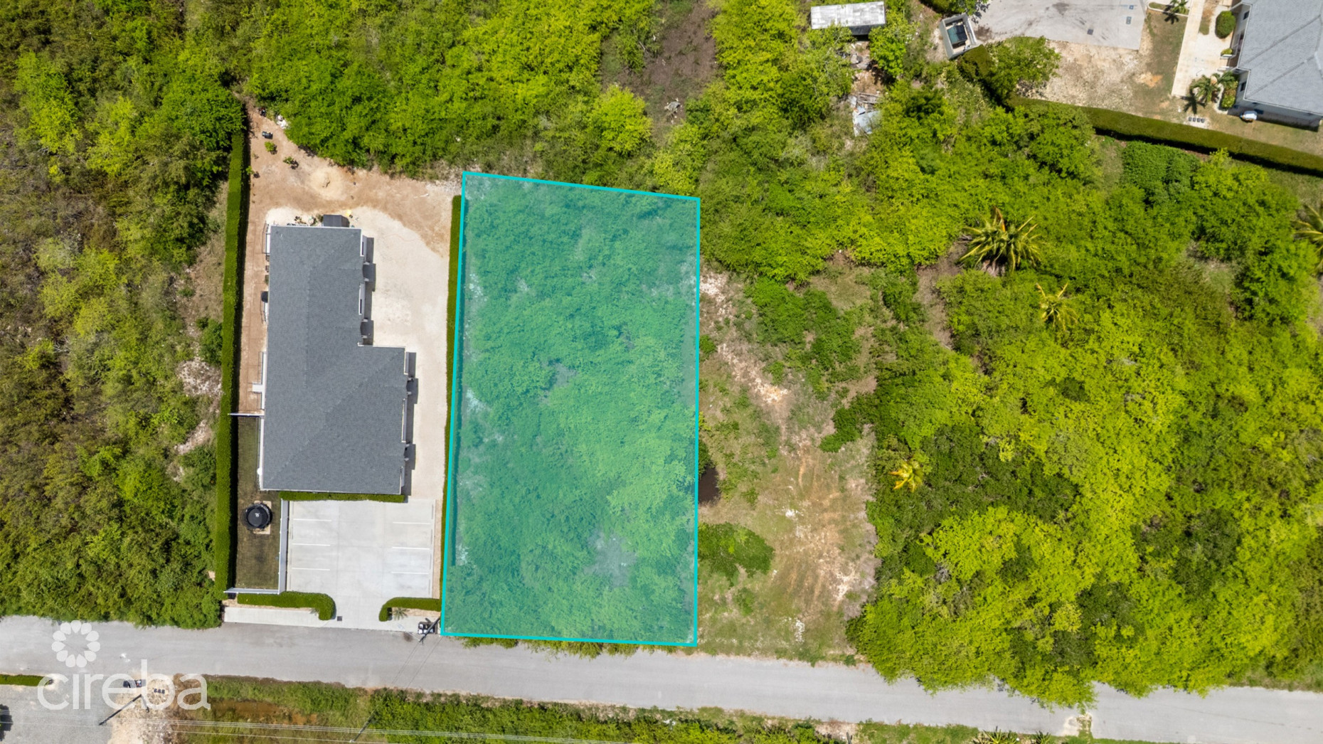 SAVANNAH LAND, ROSES ESTATES