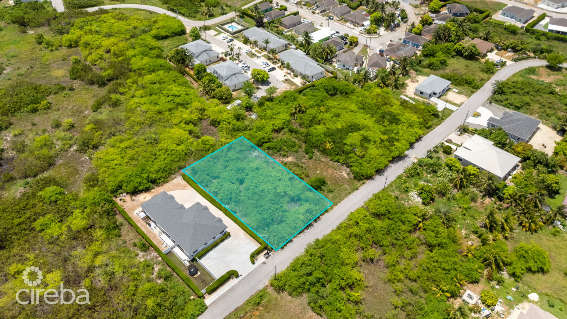 SAVANNAH LAND, ROSES ESTATES