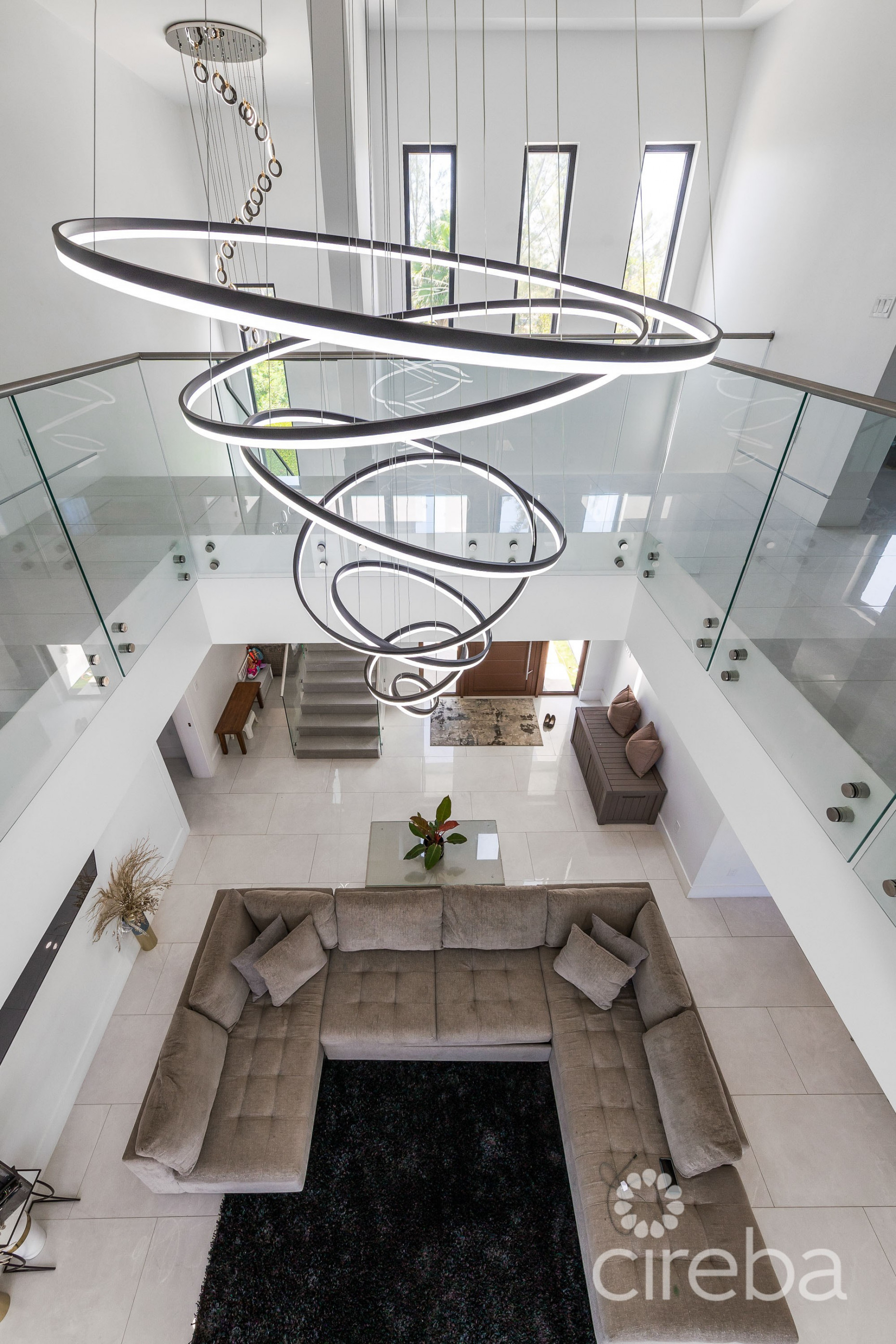 48 HAVEN CIRCLE - MODERN SINGLE FAMILY HOME