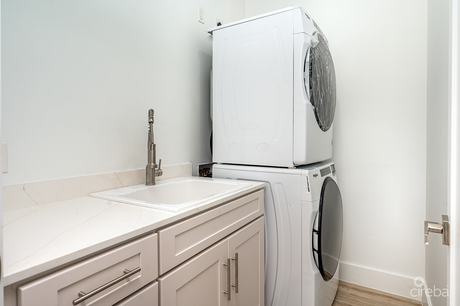 LAVANIA COURT - GATED - LARGE 2 BED 2 BATH TOWNHOMES