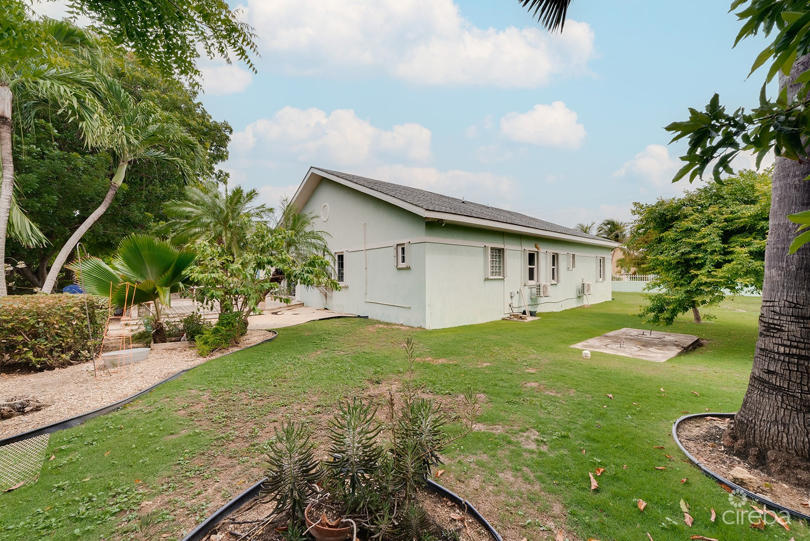 WEST BAY SINGLE FAMILY HOME ON 0.3 ACRE LOT