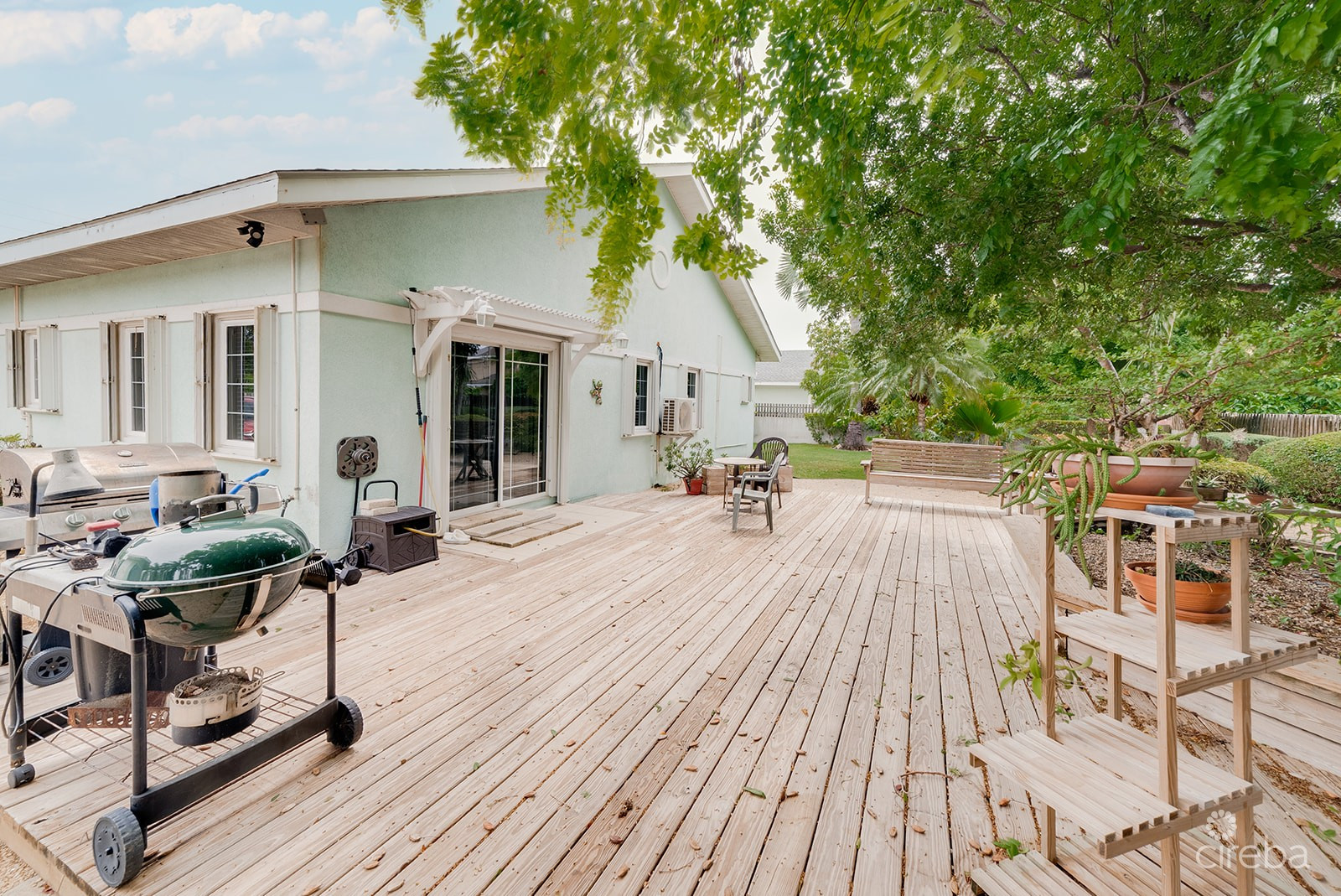 WEST BAY SINGLE FAMILY HOME ON 0.3 ACRE LOT