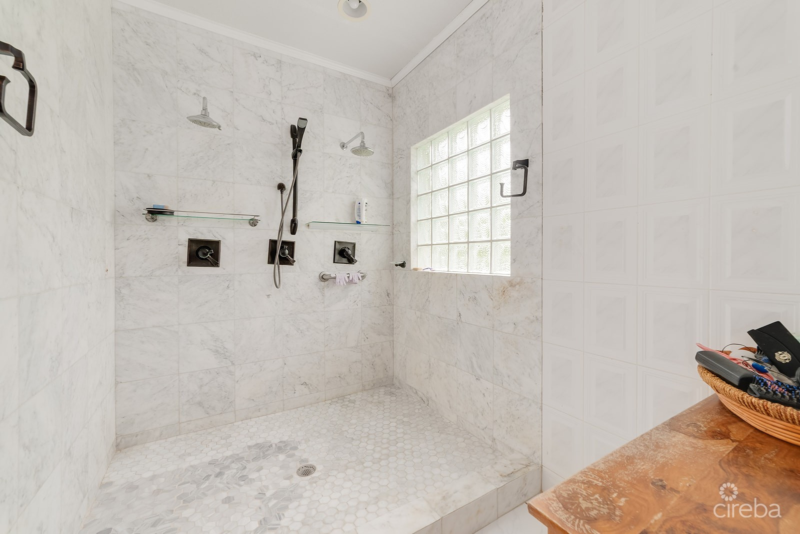 WEST BAY SINGLE FAMILY HOME ON 0.3 ACRE LOT