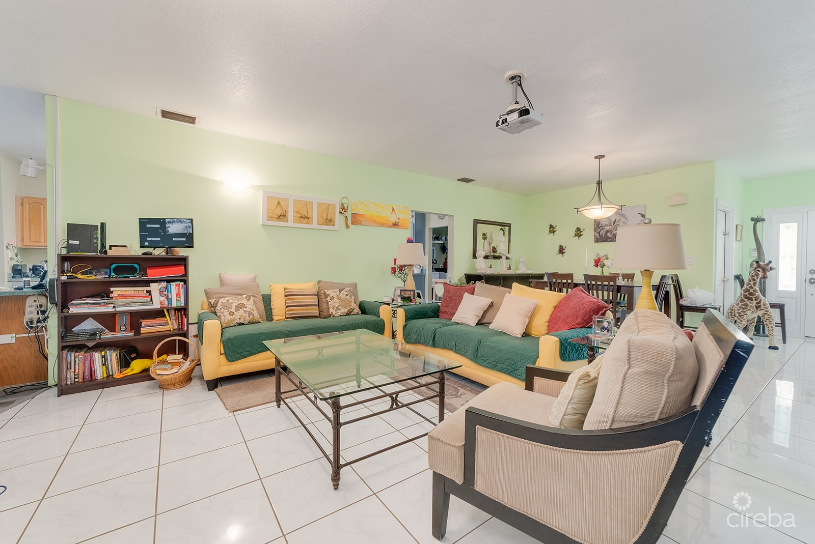 WEST BAY SINGLE FAMILY HOME ON 0.3 ACRE LOT