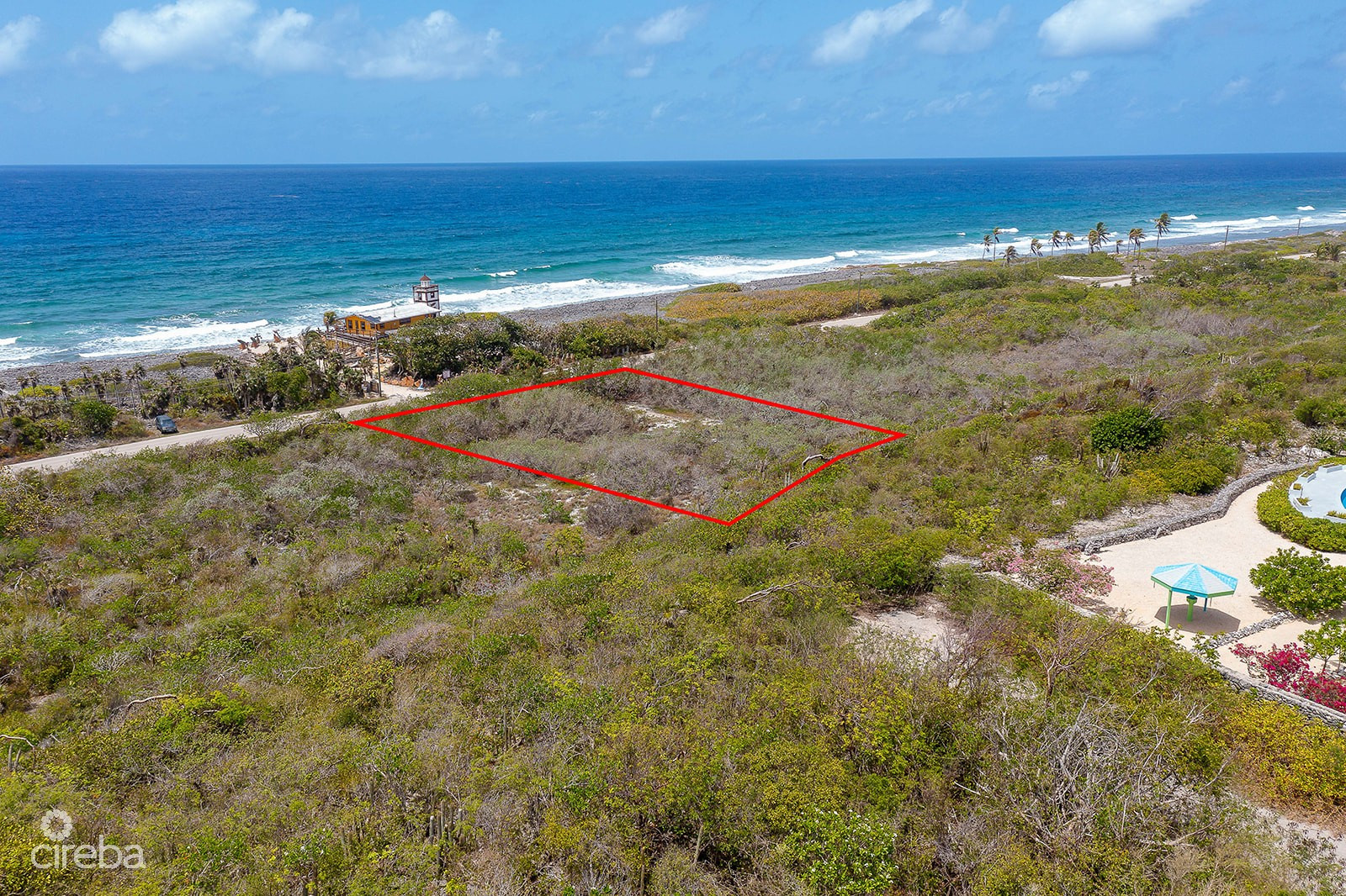0.70 ACRE LOT - SOUTH SIDE CAYMAN BRAC