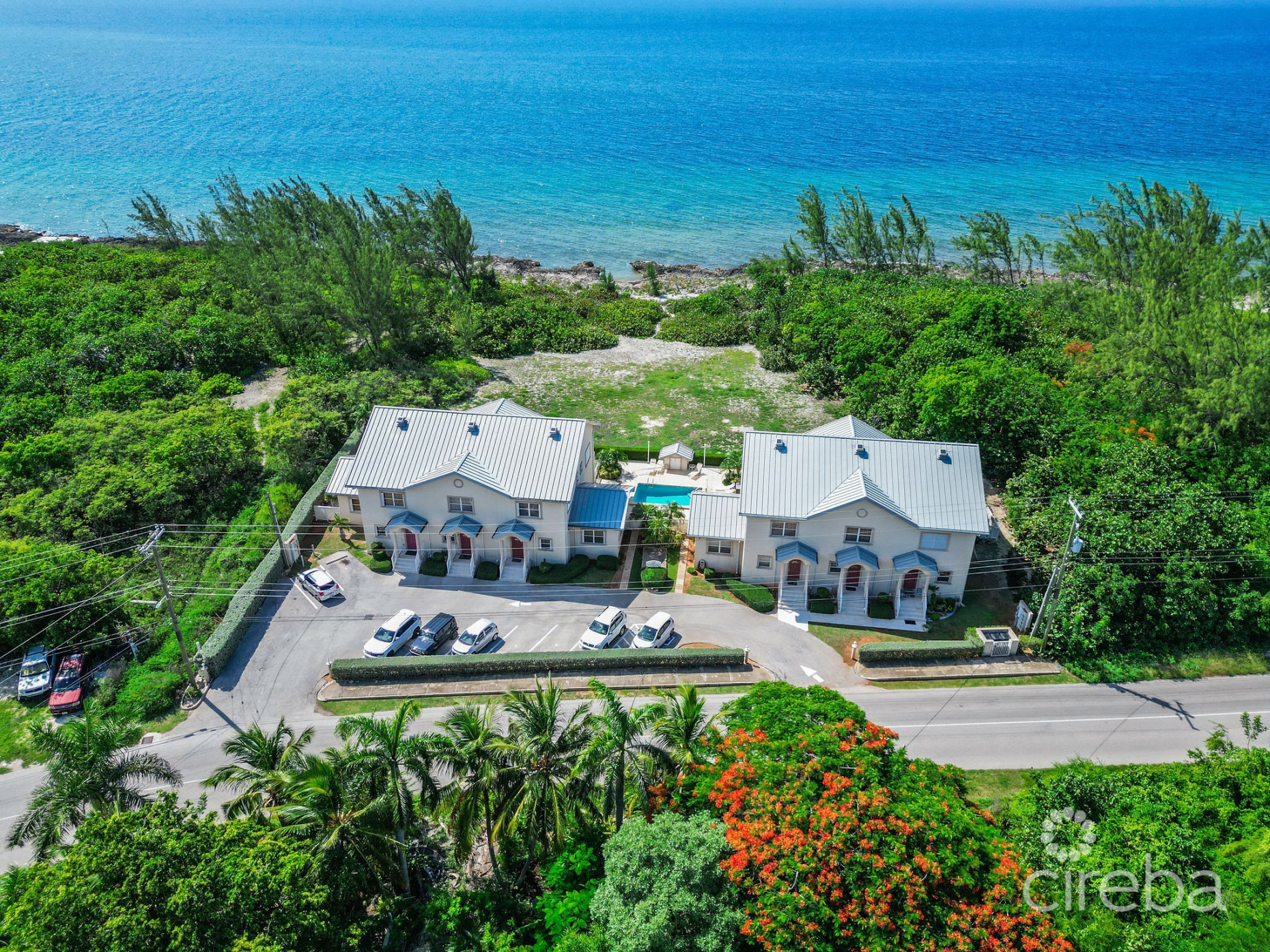 PARADISE POINT | 3-BED, 2.5-BATH OCEANFRONT TOWNHOUSE | WEST BAY
