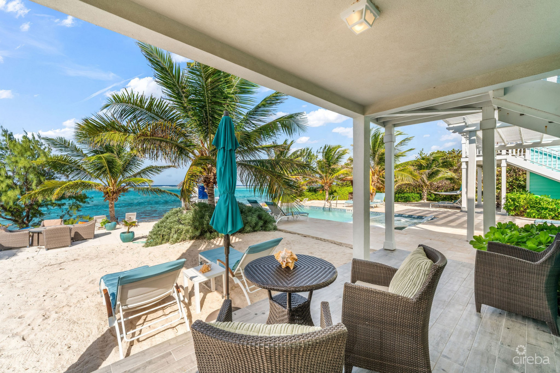 THE COTTAGES IN EAST END ~ BOUTIQUE HOTEL