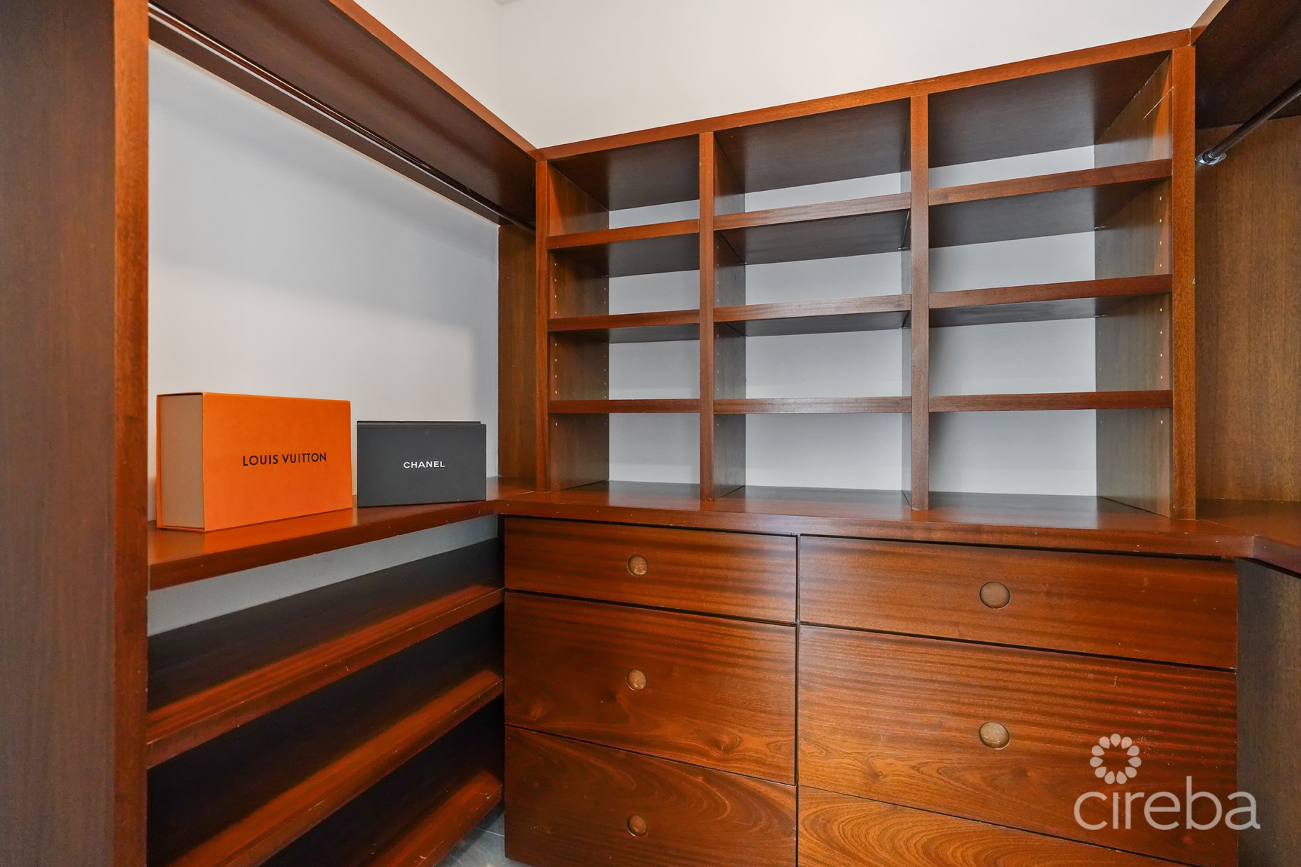 TURNBERRY  EAST #3 , CRYSTAL HARBOUR