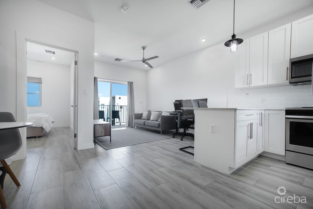 19 NORTH UNIT 315 - WITH LAKE VIEW