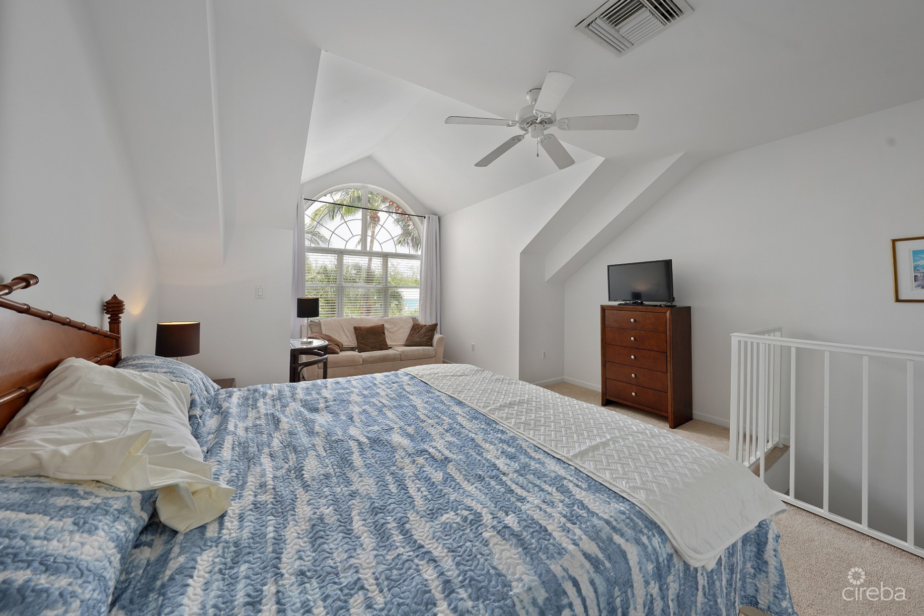 COCONUT BAY 118, WEST BAY OCEANVIEW