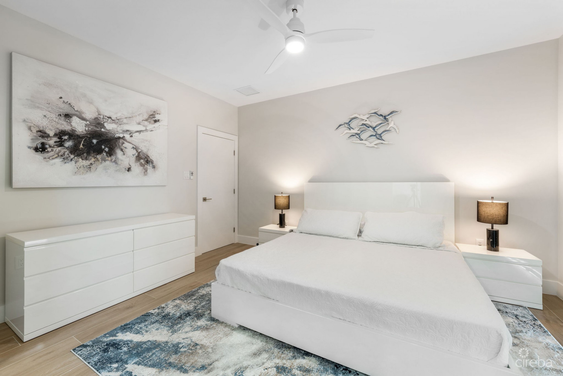 SILVER REEF RESIDENCES UNIT 4