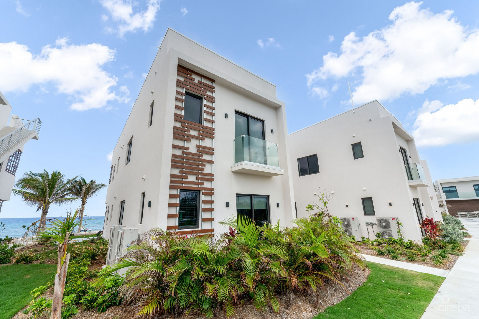 SILVER REEF RESIDENCES UNIT 4