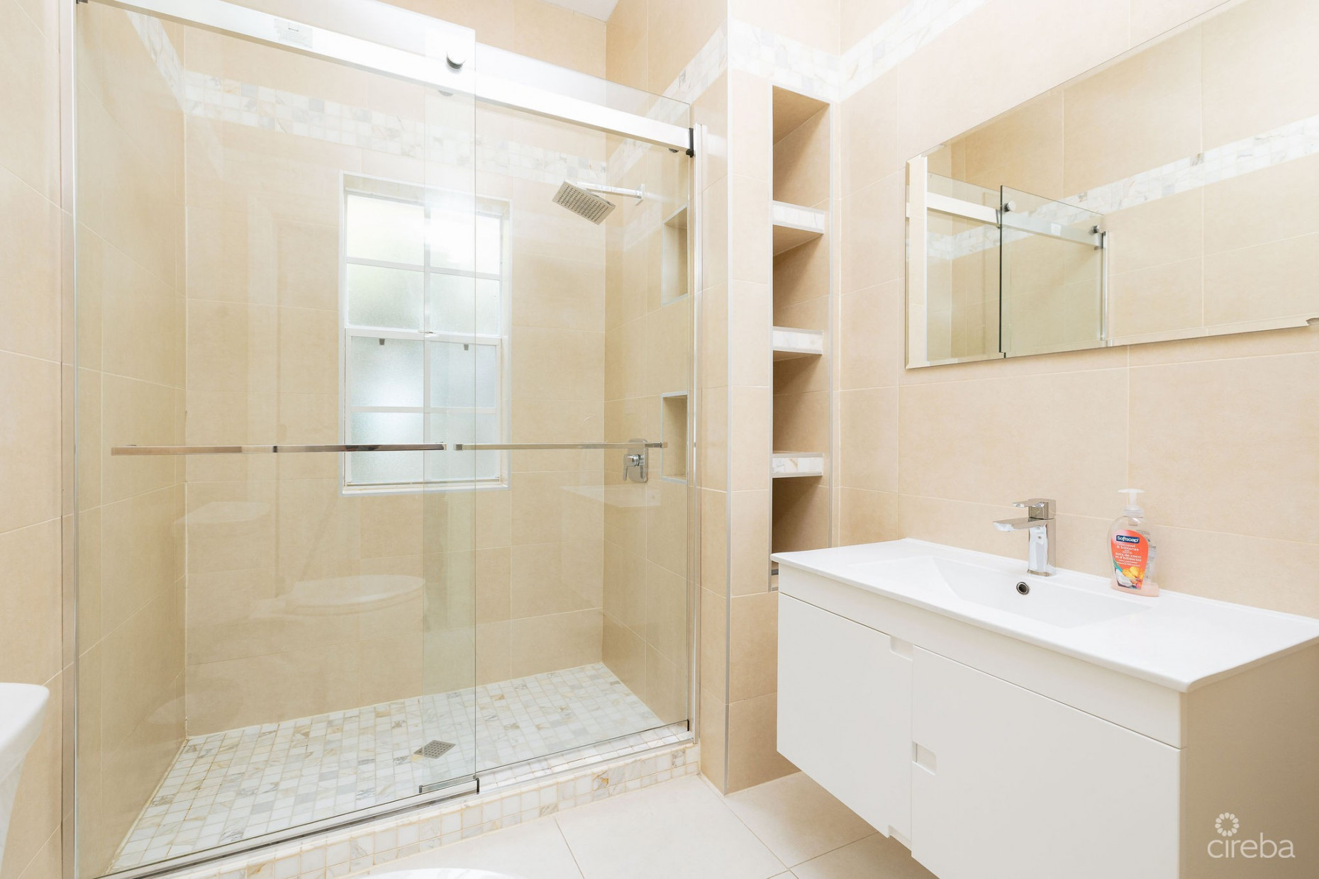 GARDEN RETREAT - 3BED