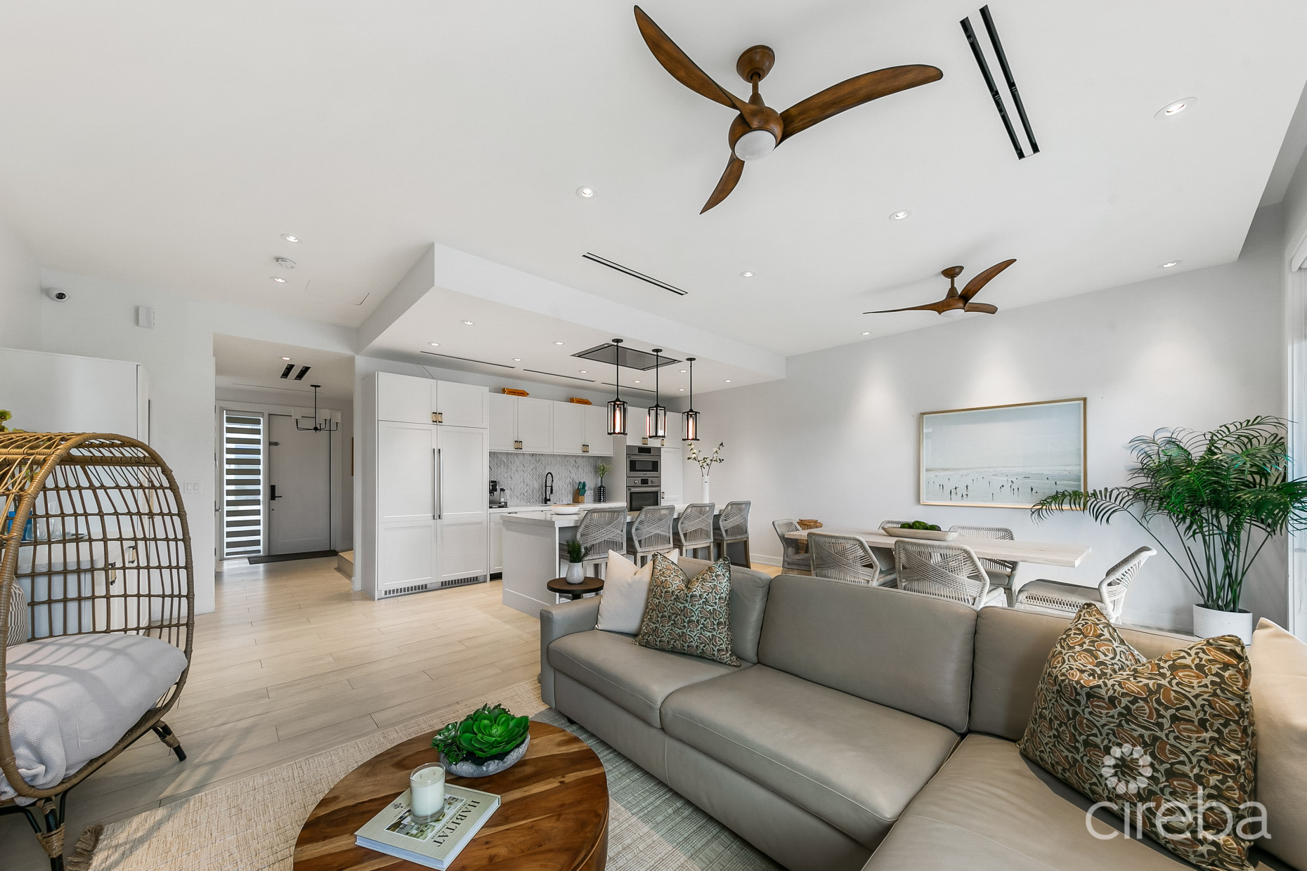 OLEA 106, CANAL FRONT 3 BED DUPLEX