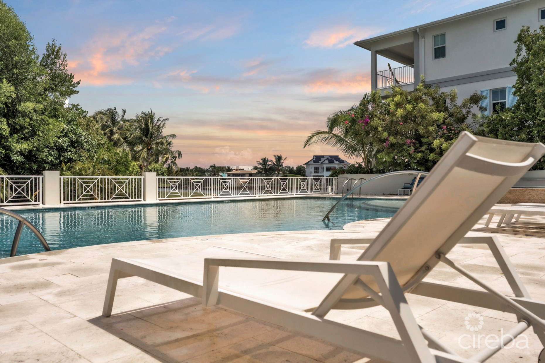 PERIWINKLE 2 BED + STUDIO TOWN HOME