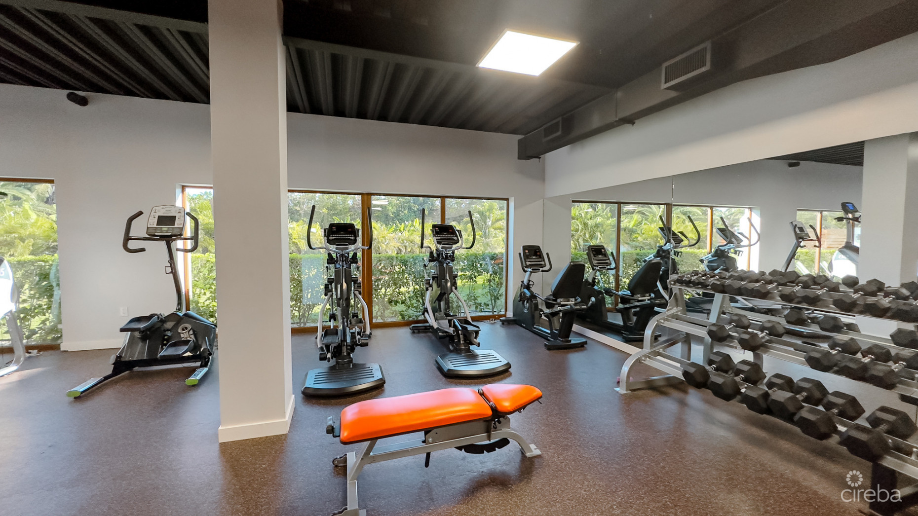 4 BED ARVIA CANAL FRONT