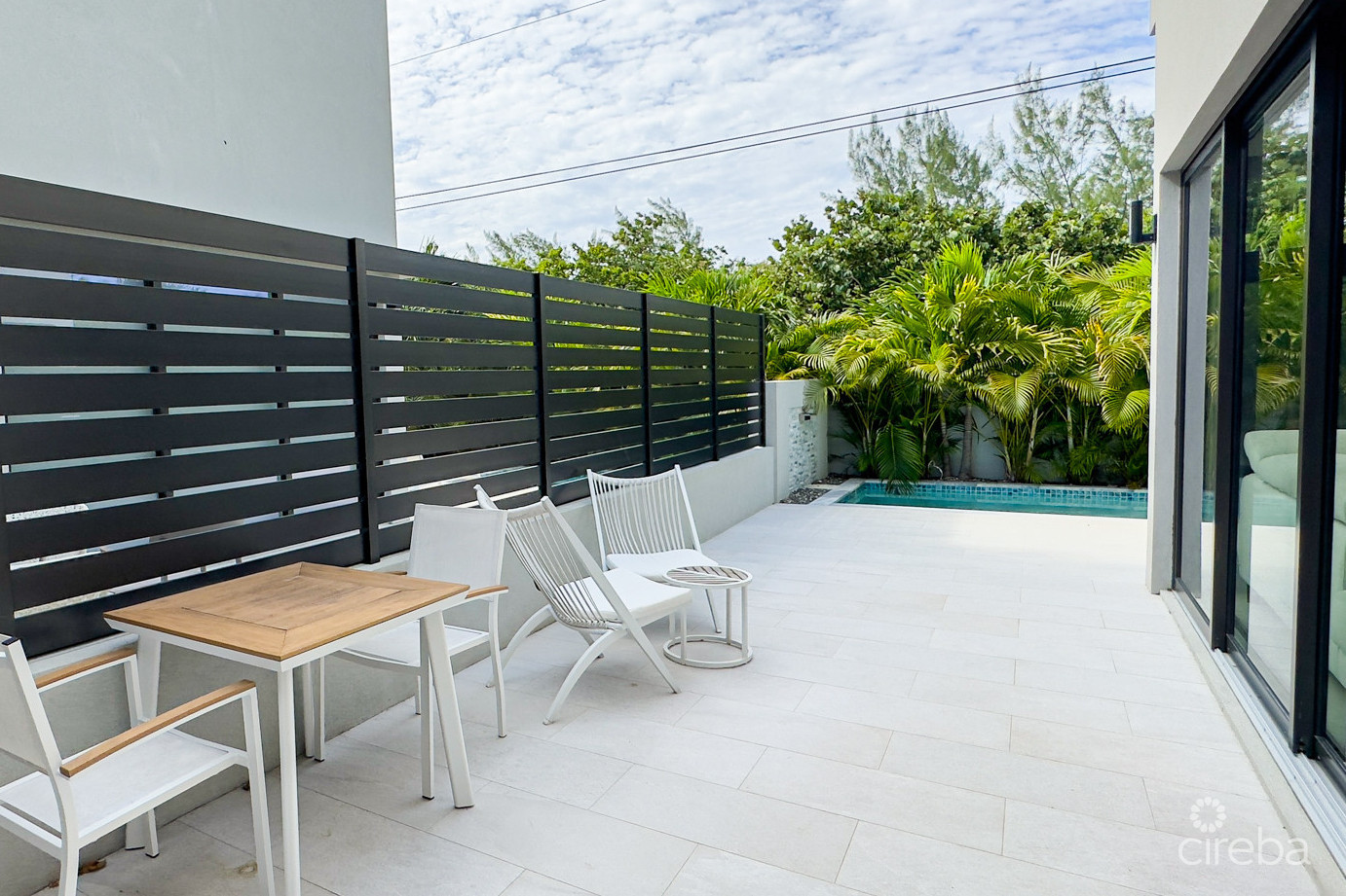 4 BED PLUS DEN TOWNHOUSE IN WEST BAY