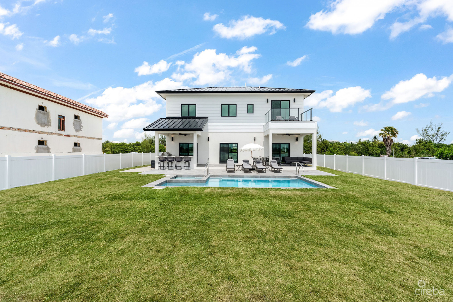 AUBURN BAY 3, CANAL FRONT HOME