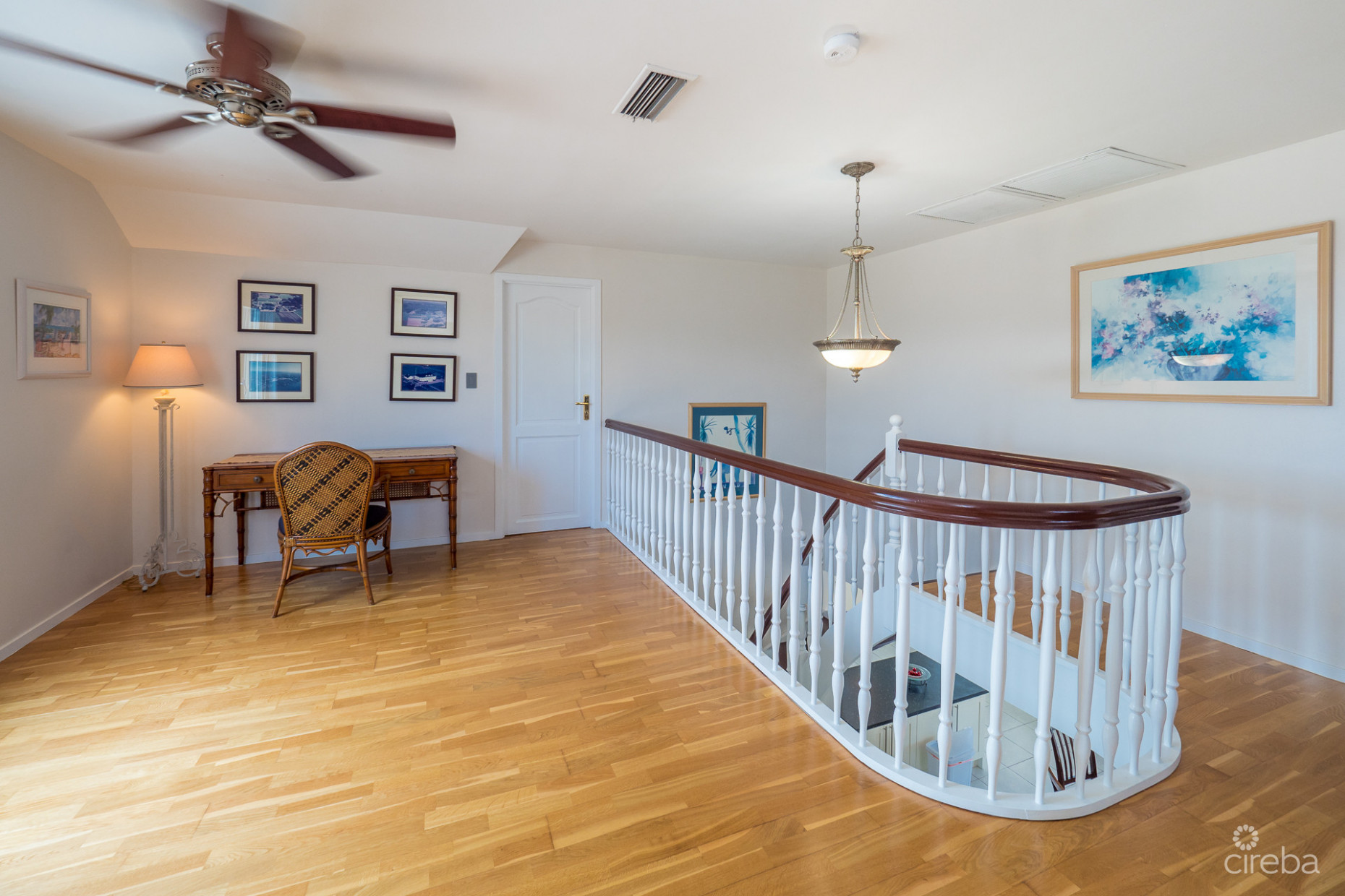 VILLA LA PLAYA, CAYMAN KAI HOME