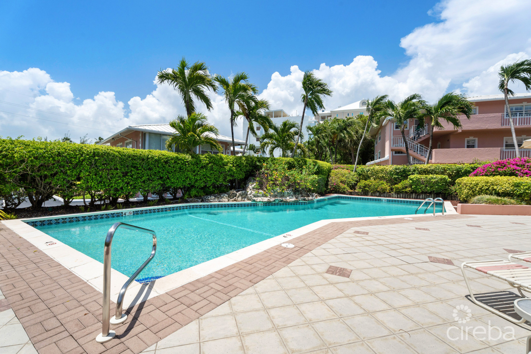 COLONIAL CLUB 18, SEVEN MILE BEACH