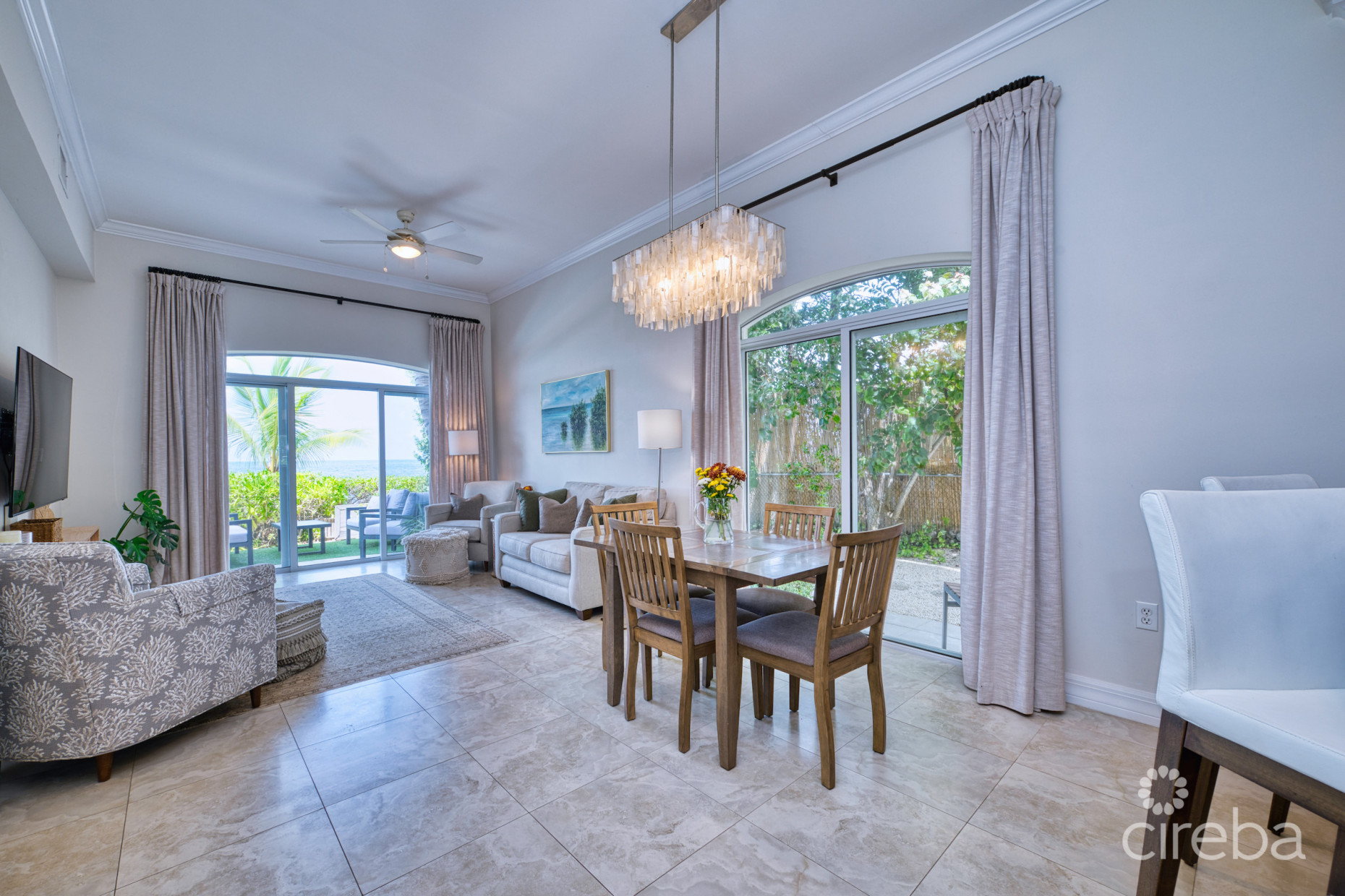 OCEANFRONT CORNER UNIT- HARBOUR POINT VILLA #5