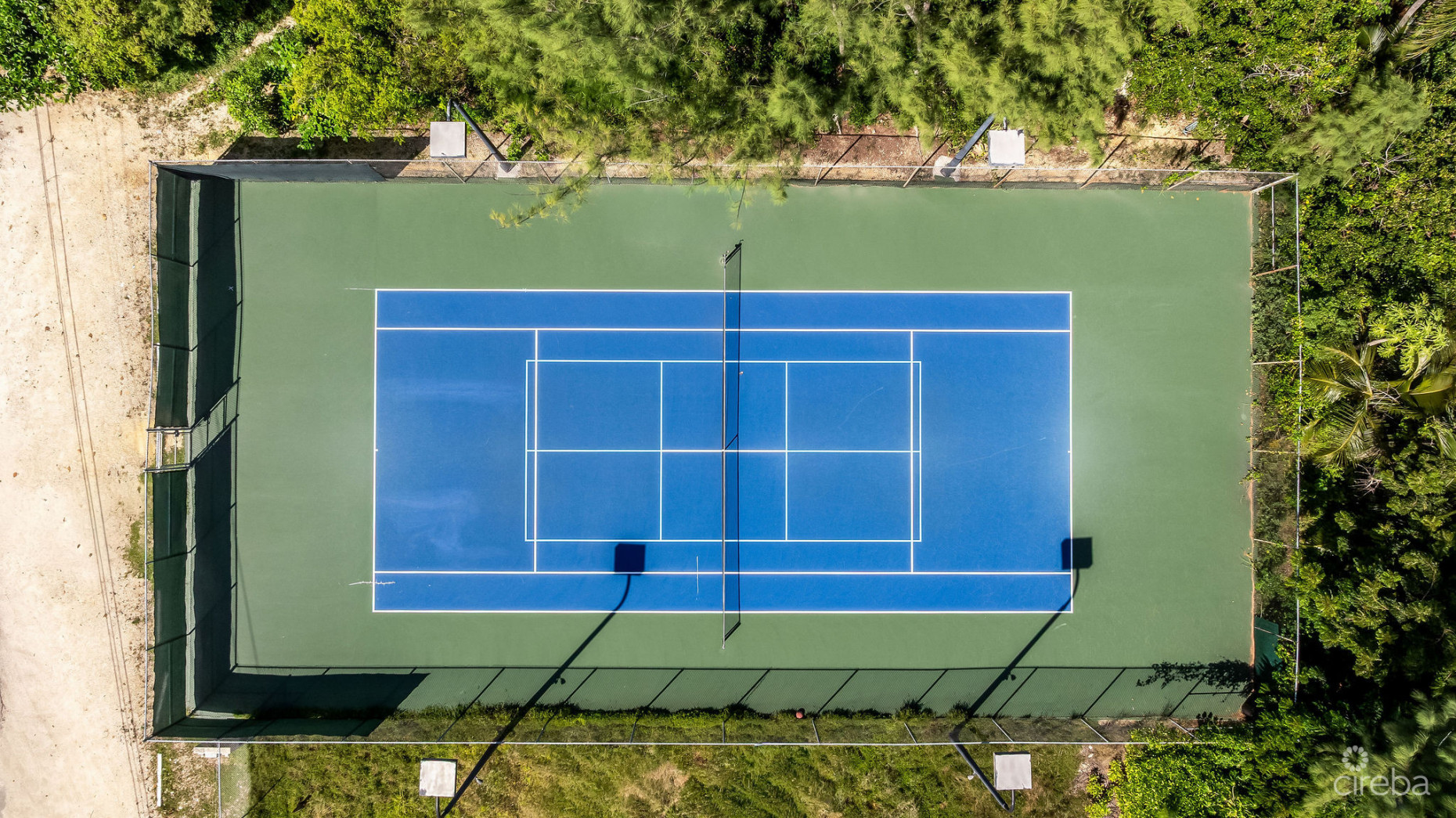 CARIBBEAN PARADISE 8, BEACHFRONT VILLA