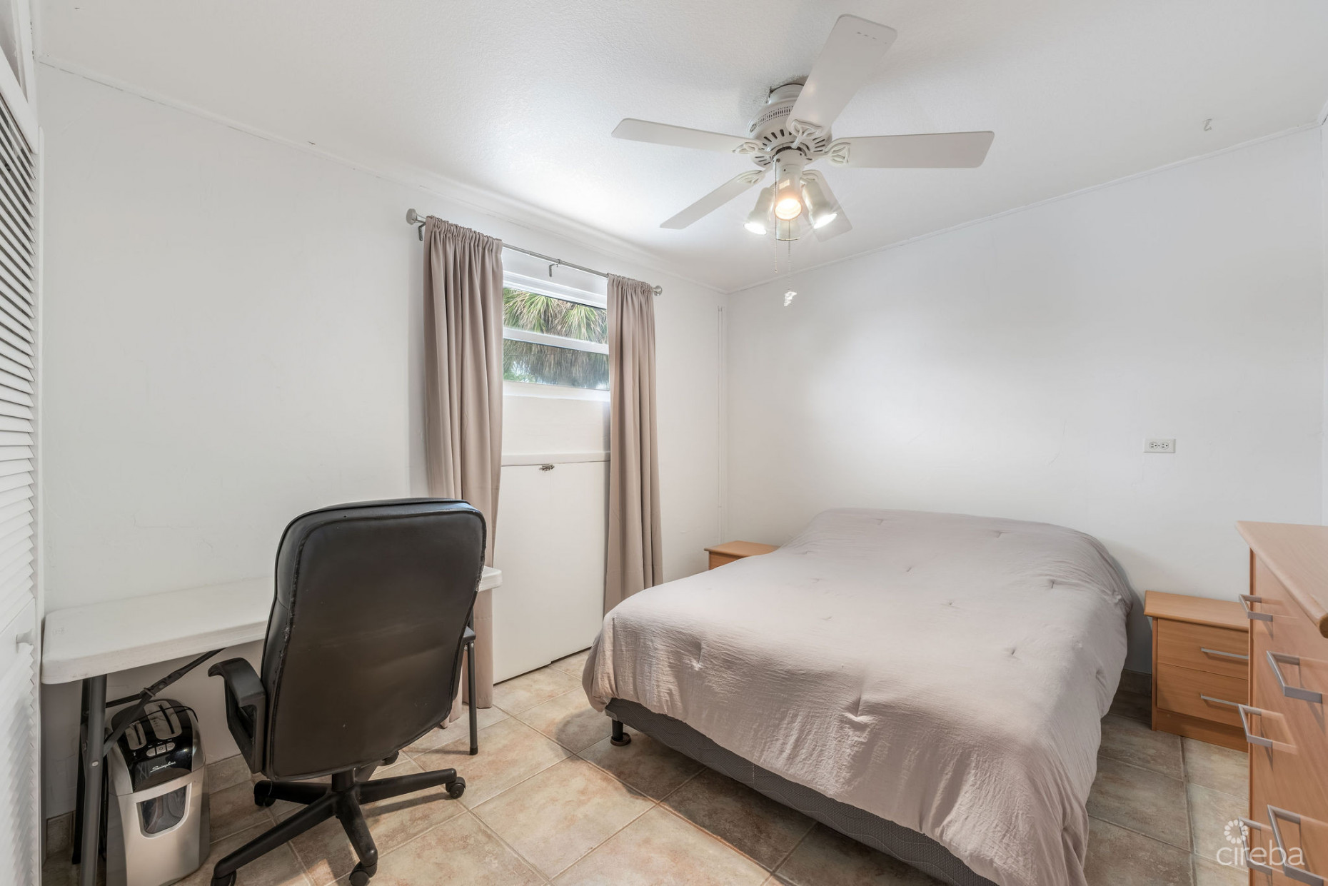 CARIBBEAN PARADISE 8, BEACHFRONT VILLA