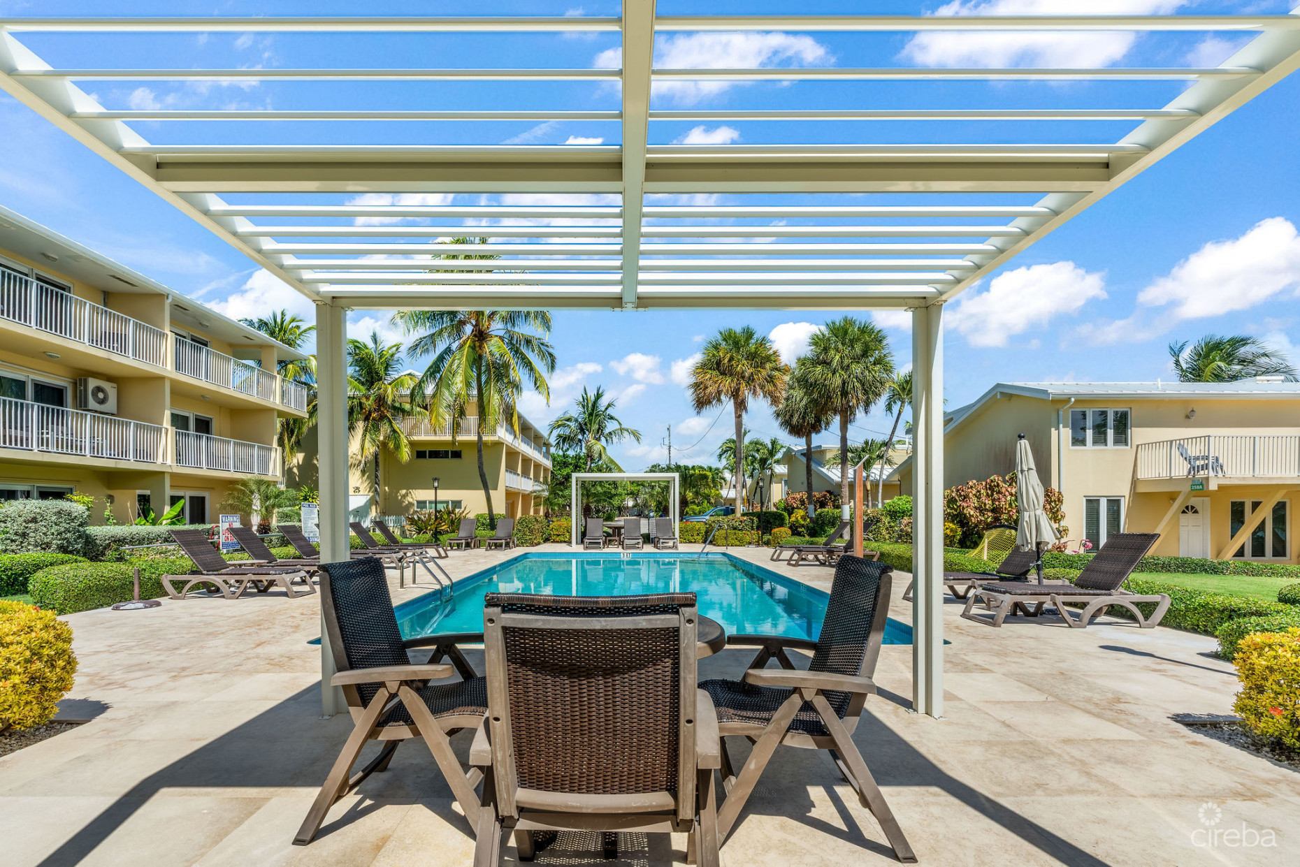 CARIBBEAN PARADISE 8, BEACHFRONT VILLA