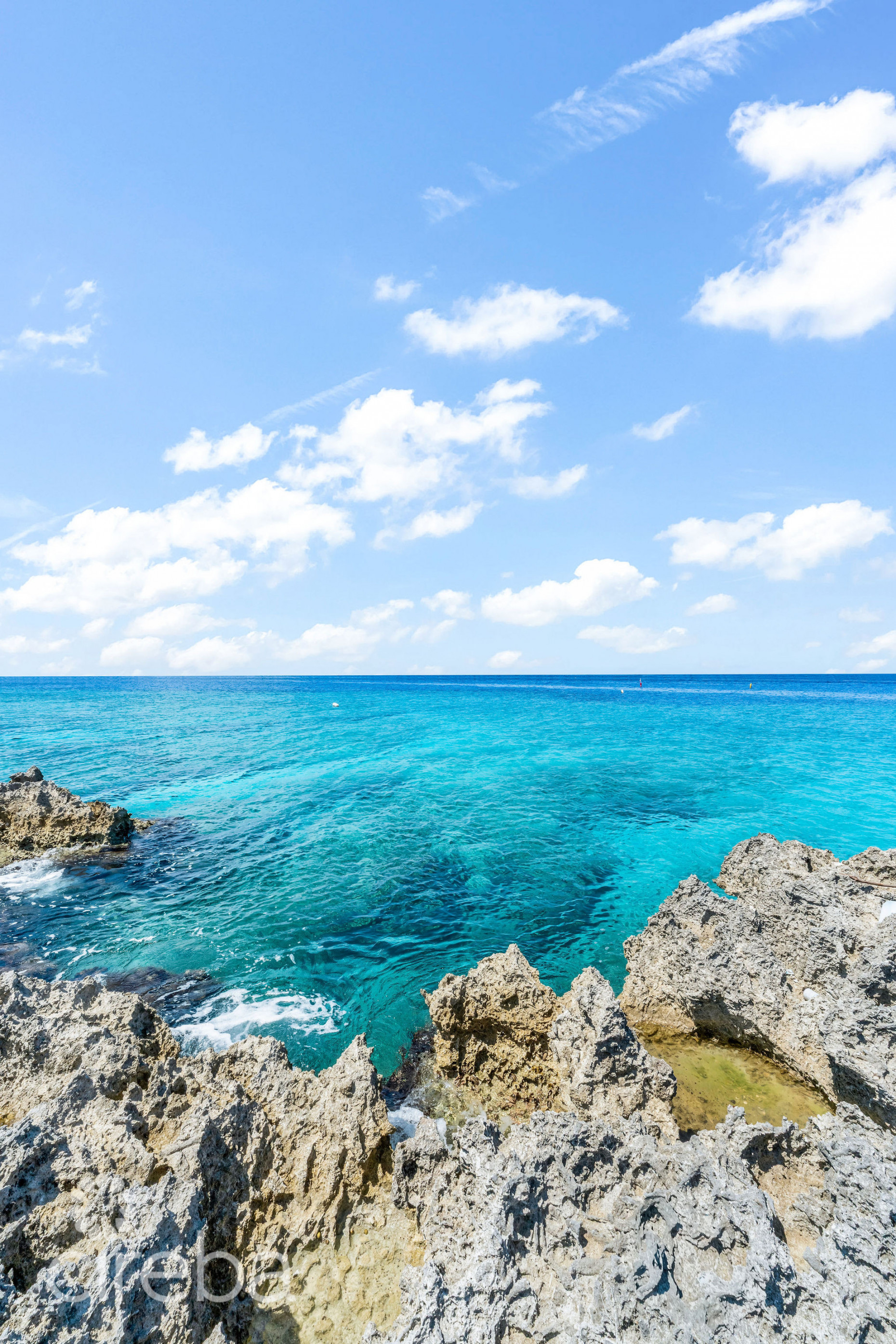 PRIME OCEANFRONT LAND - WEST BAY 0.83 ACRES