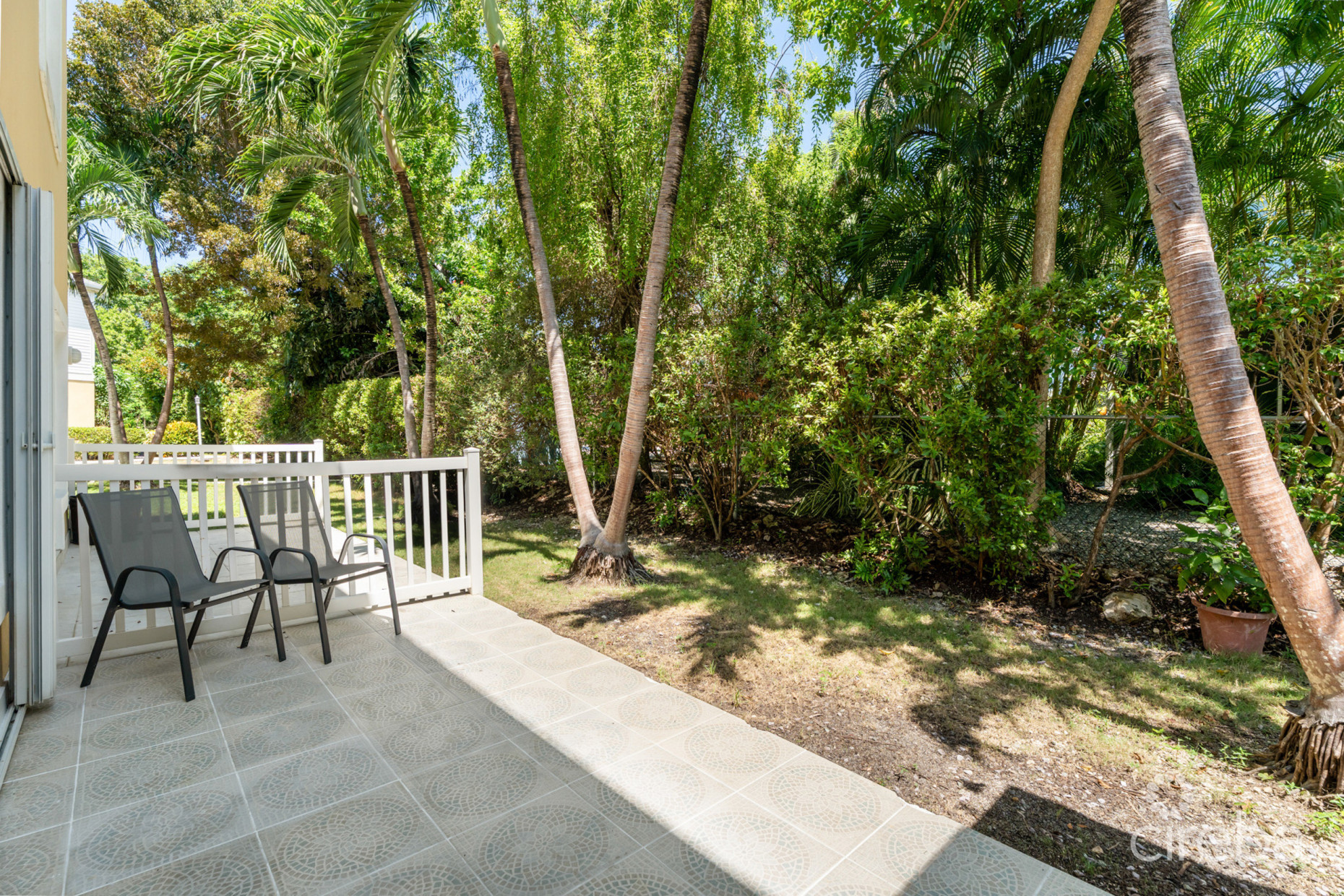 SUNSET RETREAT 40, GEORGE TOWN CONDO