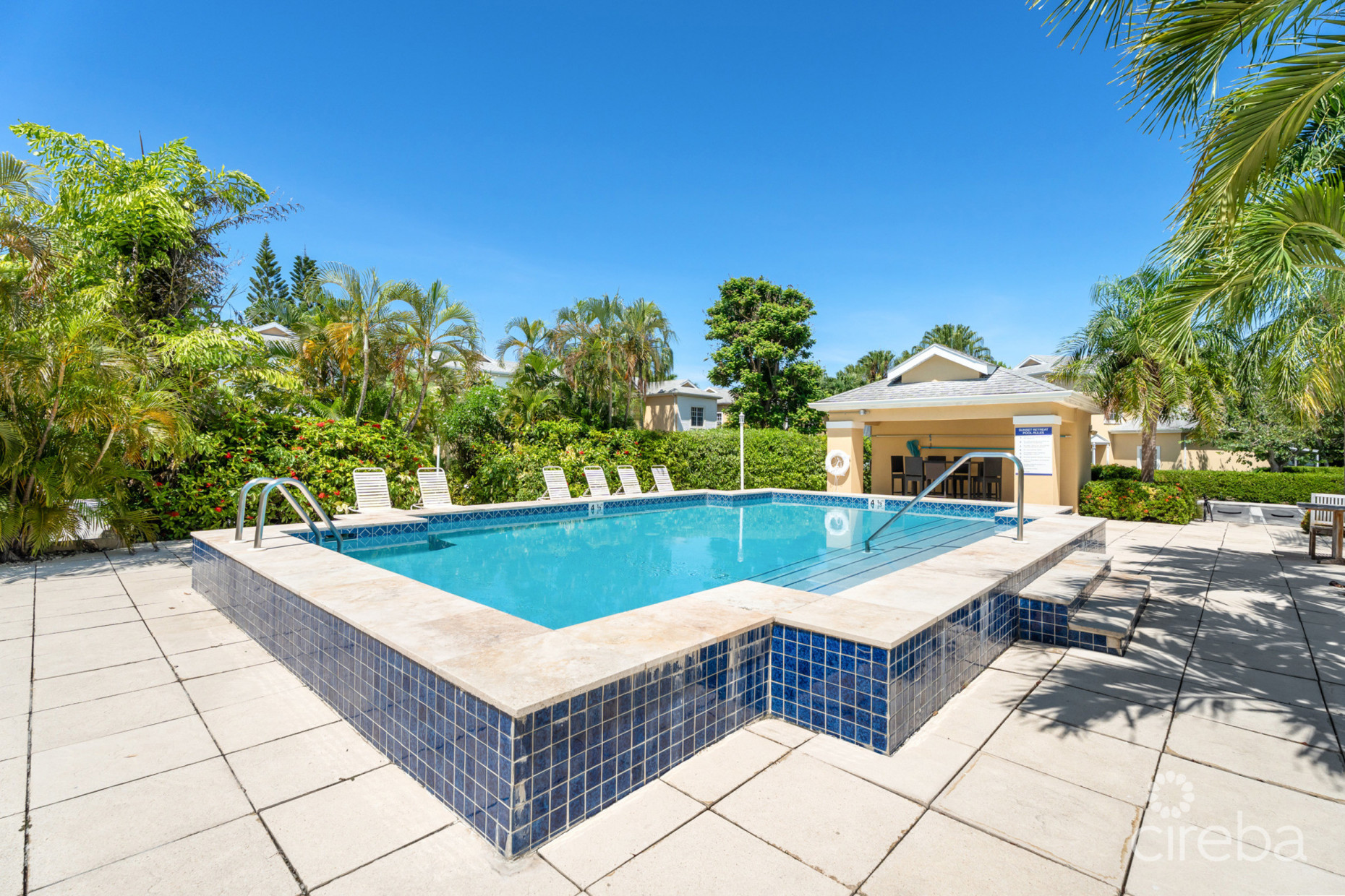 SUNSET RETREAT 40, GEORGE TOWN CONDO