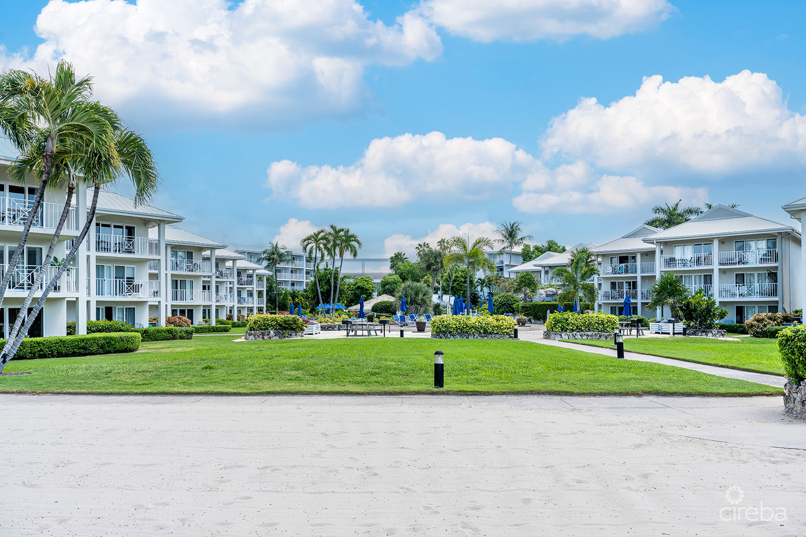 SUNSET COVE  - PENTHOUSE - CORNER UNIT