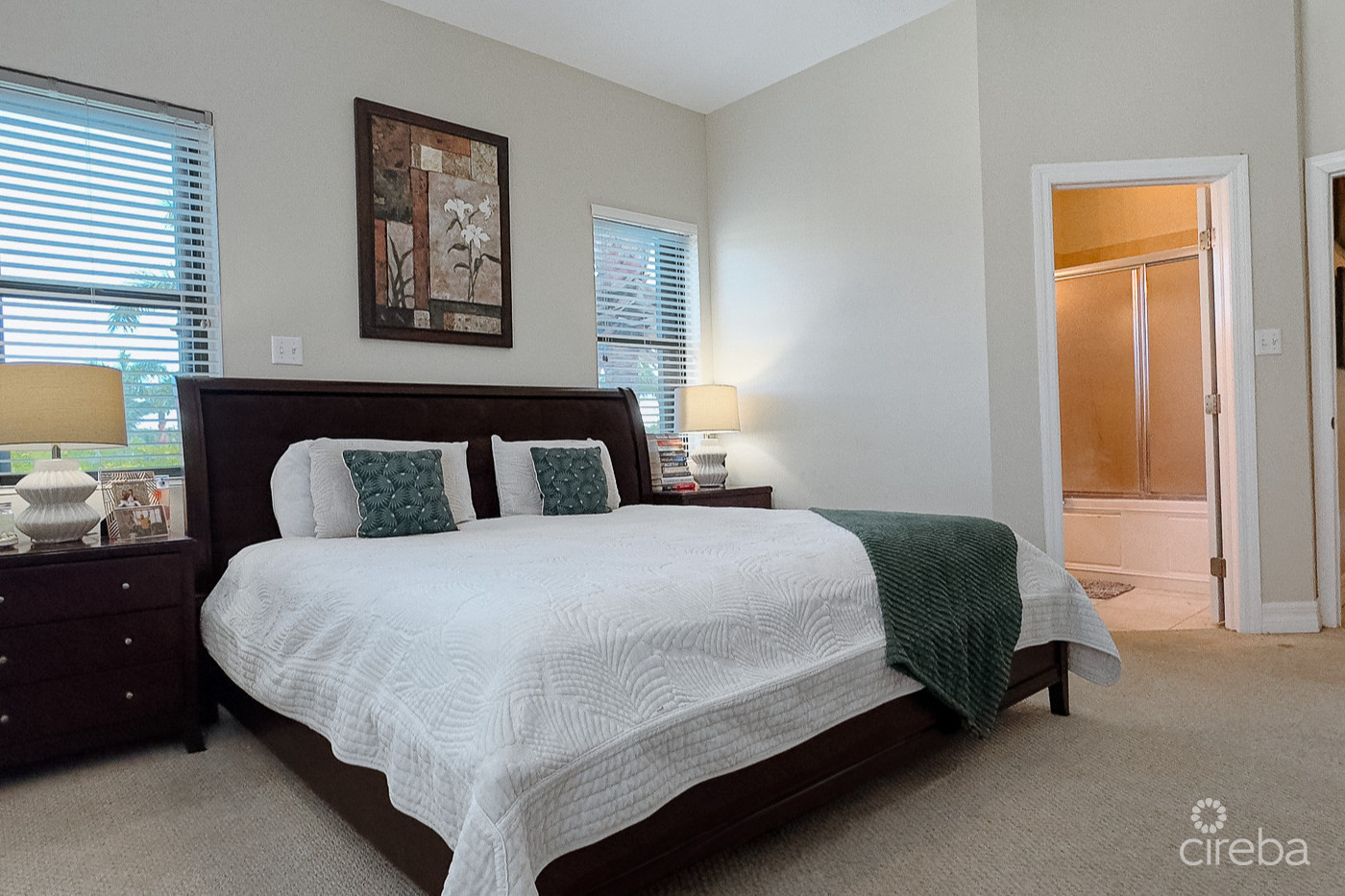 2 BED TOWNHOUSE GEORGE TOWN HILTON ESTATES