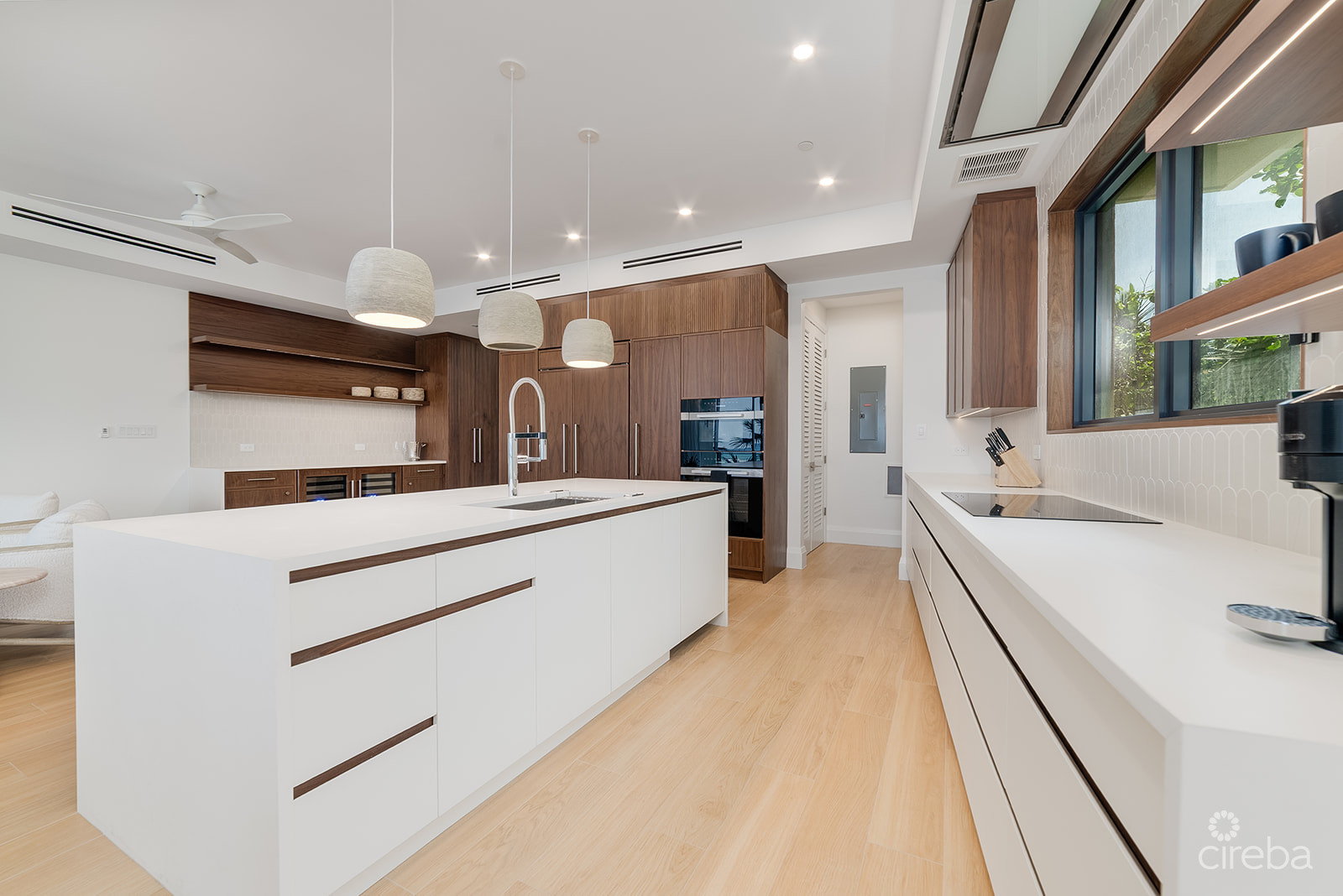 RESIDENCE 4 - THE SANDS