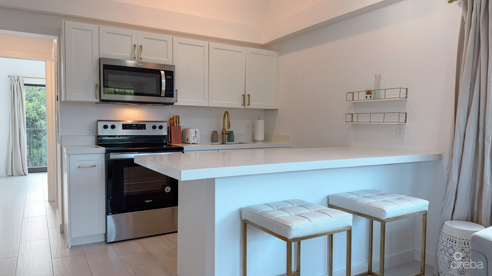 1BED CONDO WEST BAY SIENA GARDENS